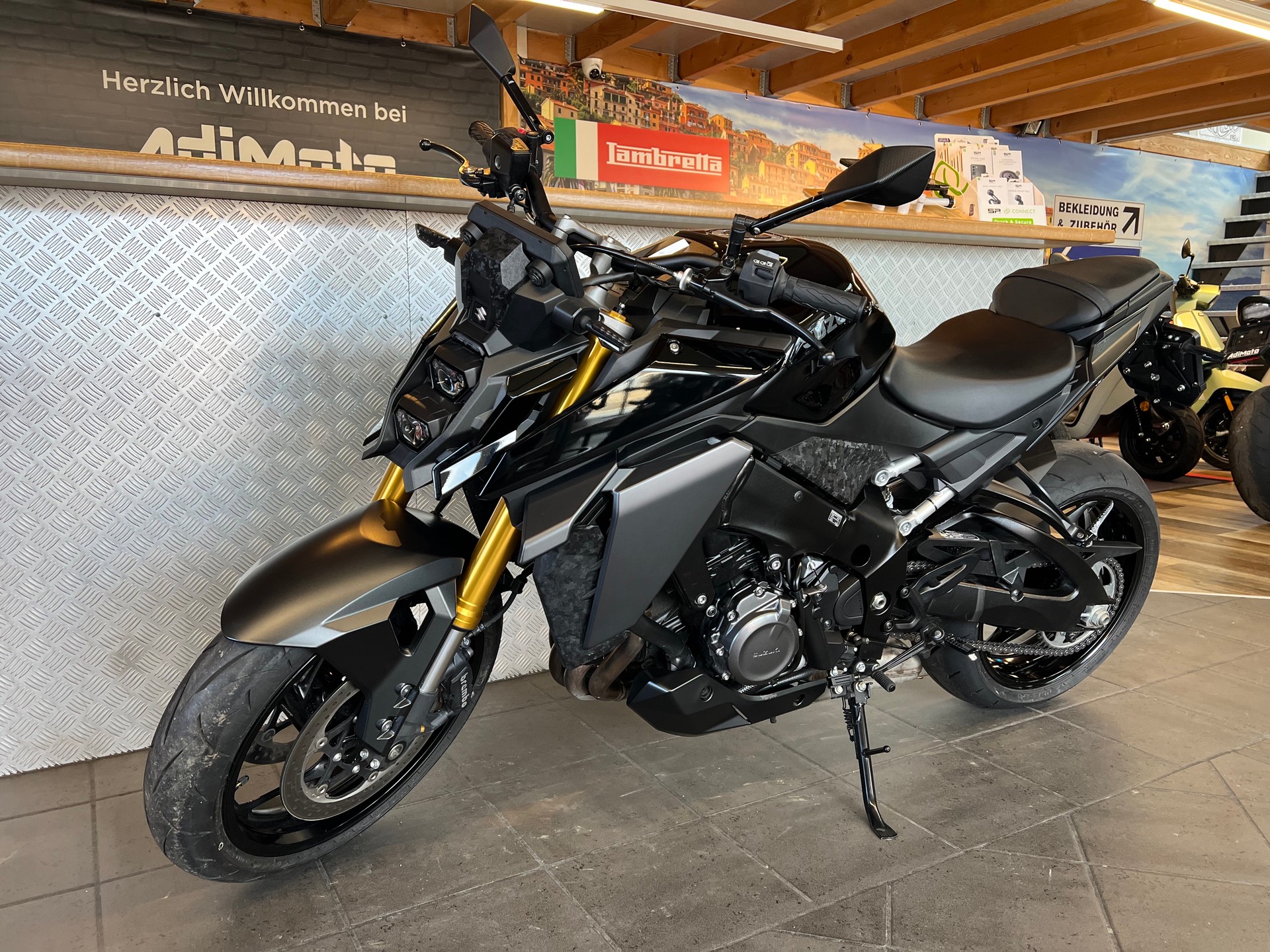 SUZUKI GSX-S 1000-image-3