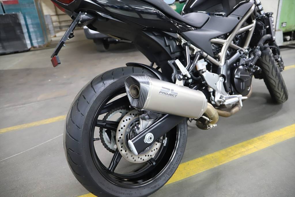 SUZUKI SV 650 Custom-image-2