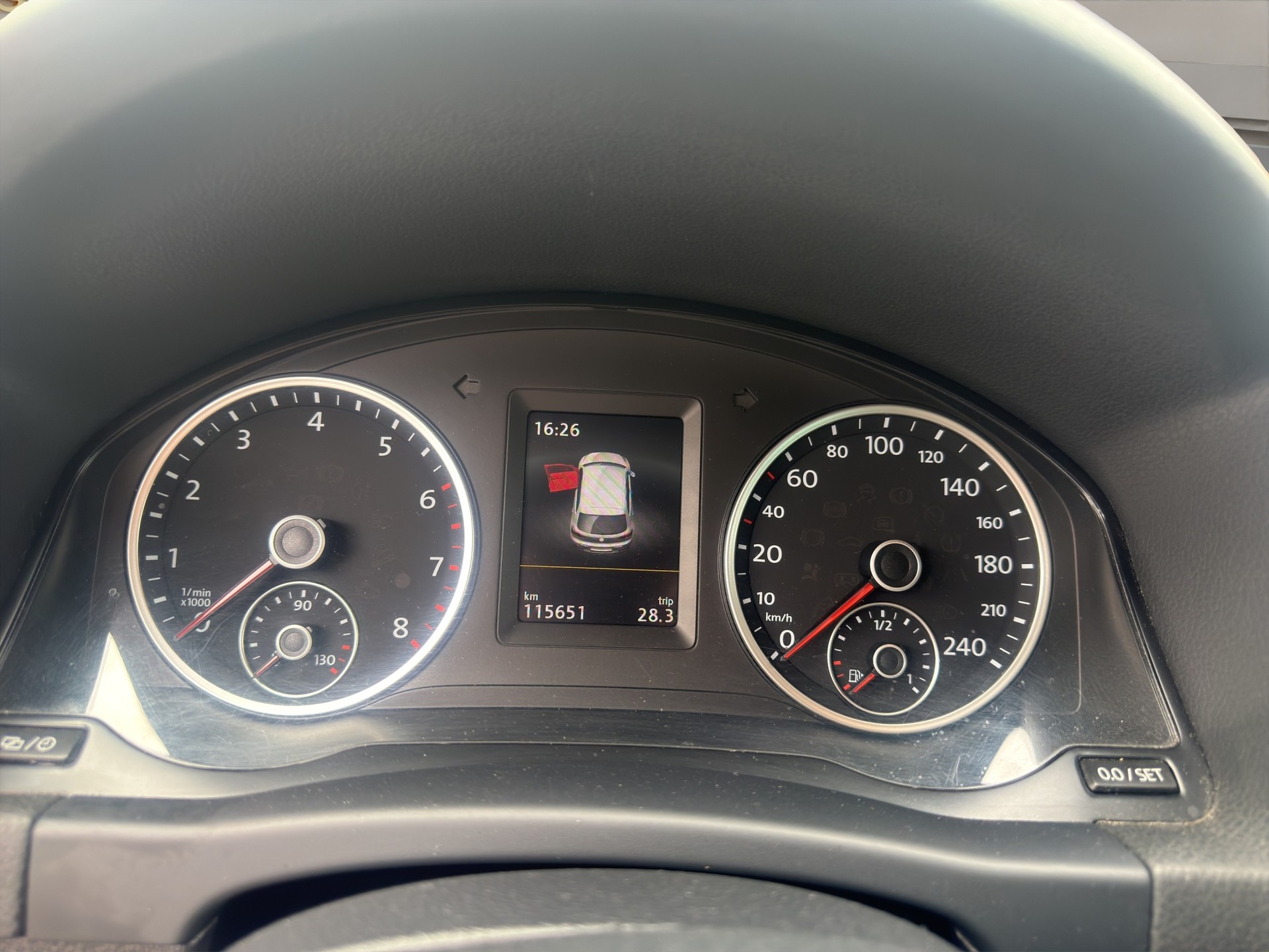 VW Tiguan 2.0 TSI Sport&Style 4Motion DSG-image-9