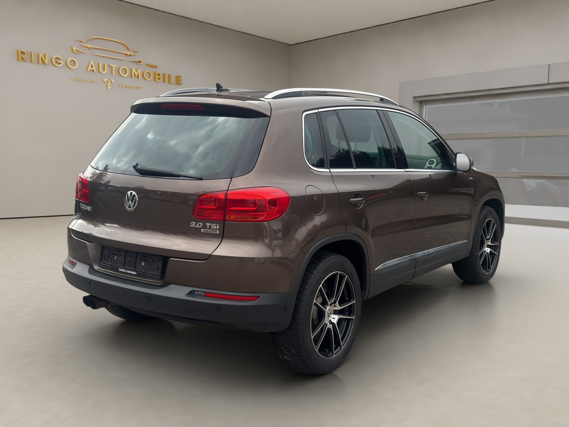 VW Tiguan 2.0 TSI Sport&Style 4Motion DSG-image-6