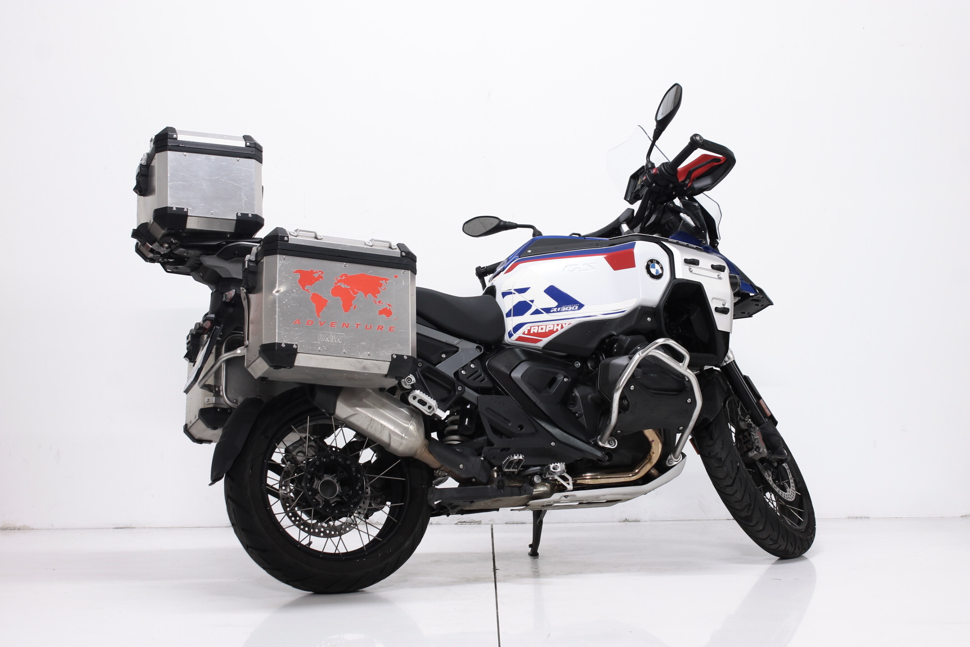 BMW R 1300 GS Adventure-image-2