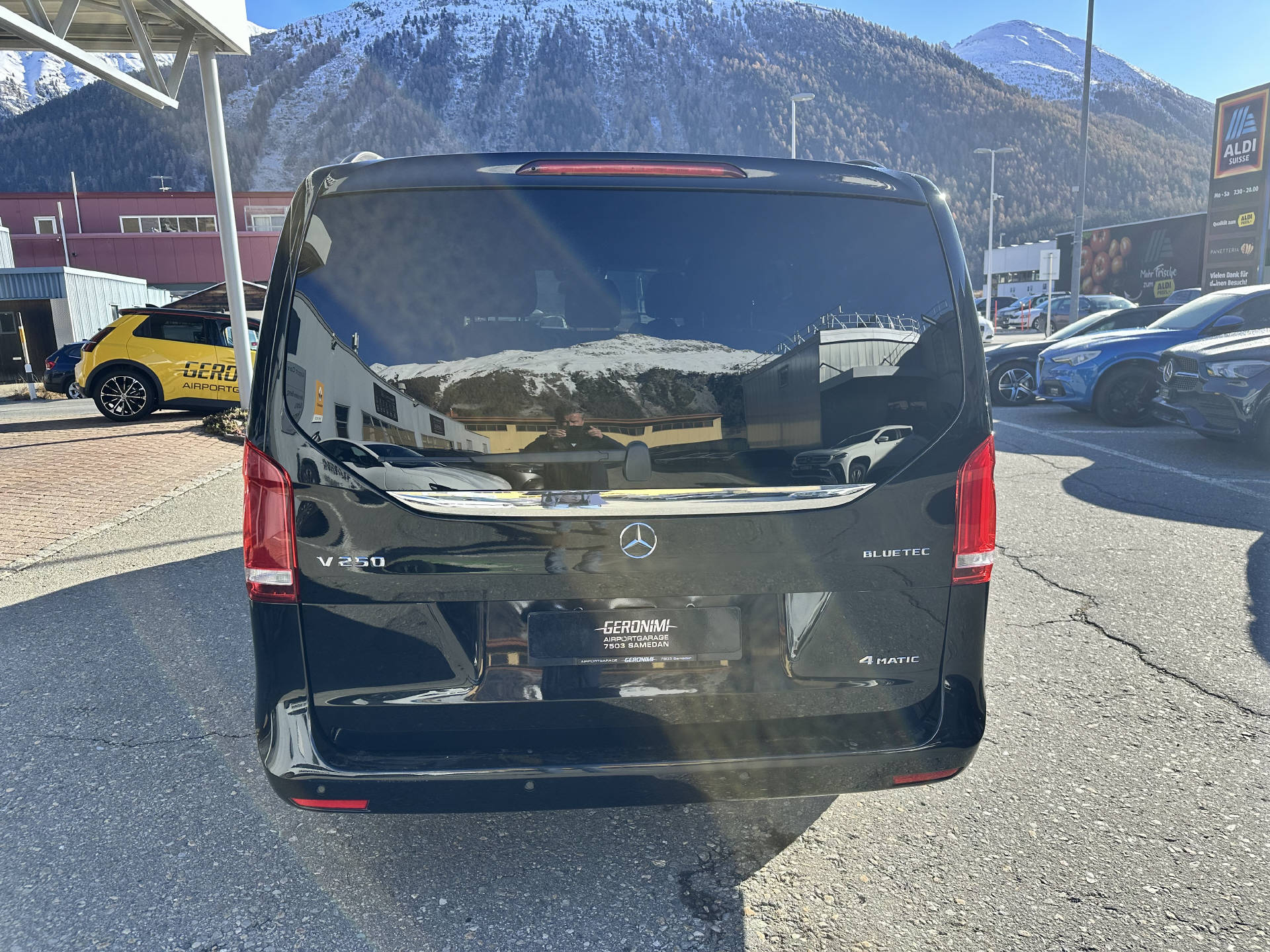 MERCEDES-BENZ V 250 d Avantgarde lang 4Matic-image-7