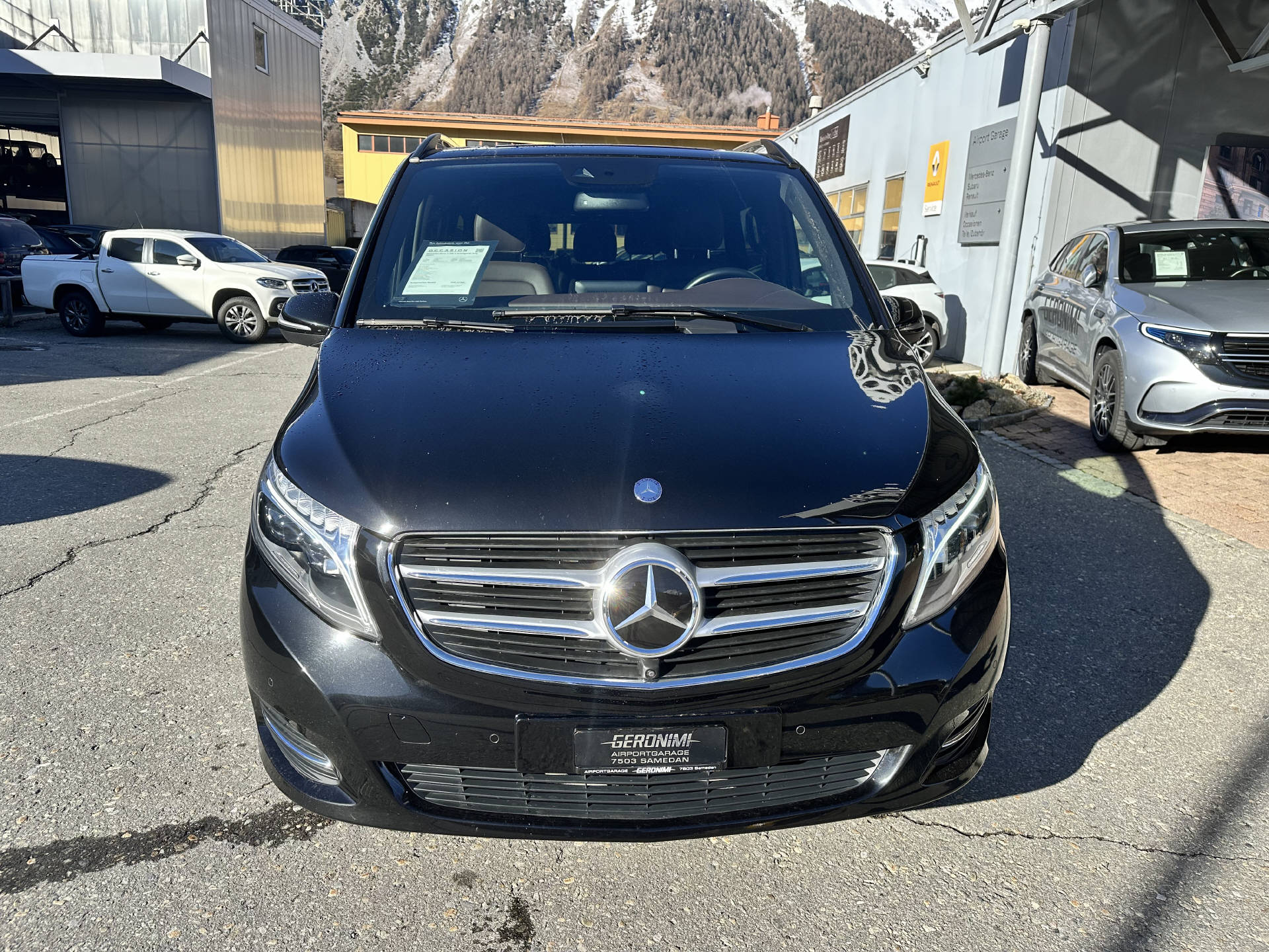 MERCEDES-BENZ V 250 d Avantgarde lang 4Matic-showroom-element-3