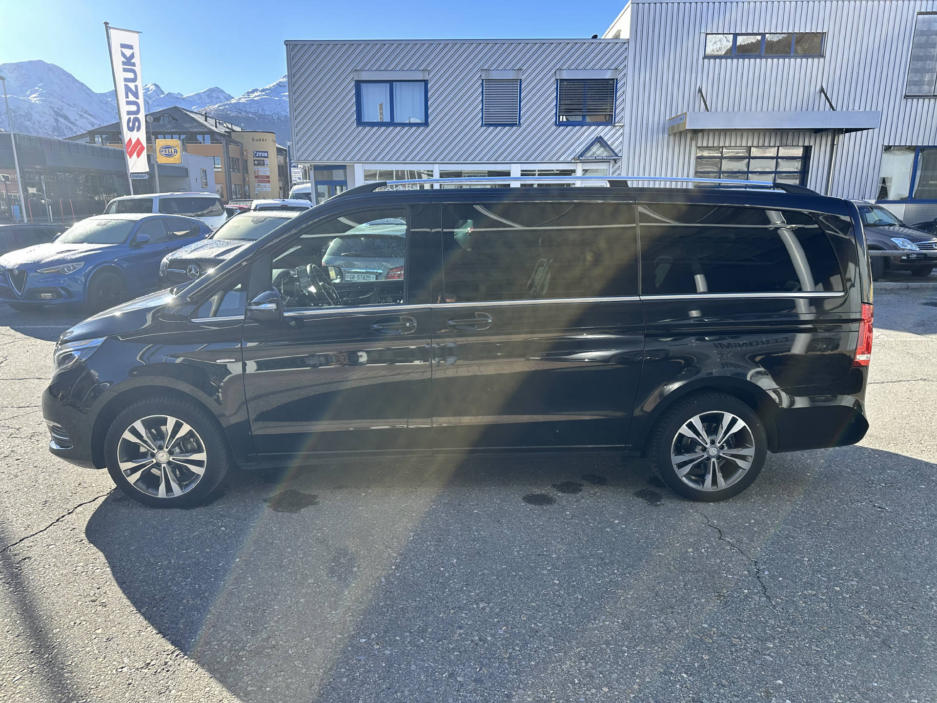 MERCEDES-BENZ V 250 d Avantgarde lang 4Matic-image-5