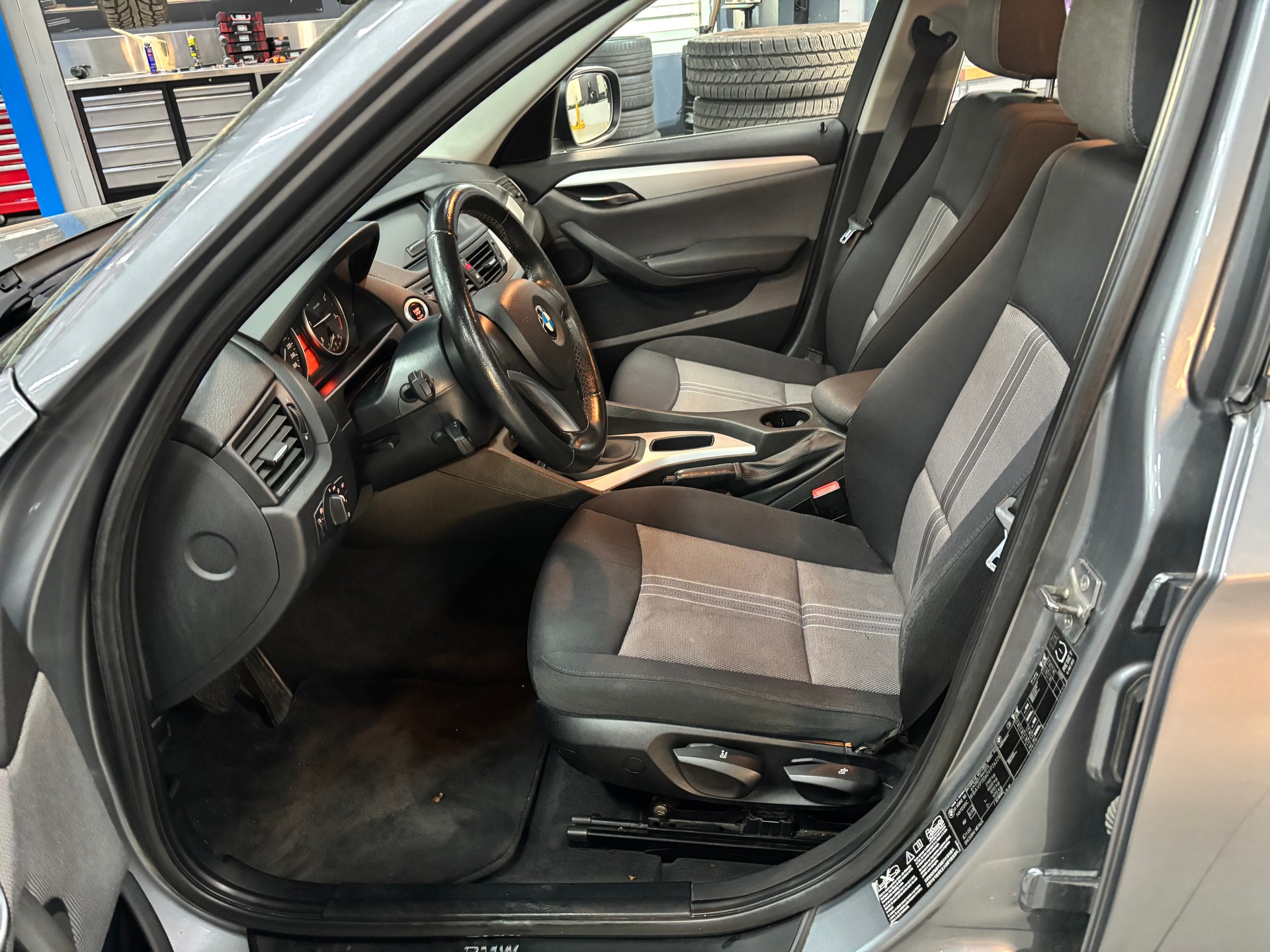 BMW X1 xDrive 18d Steptronic-image-8