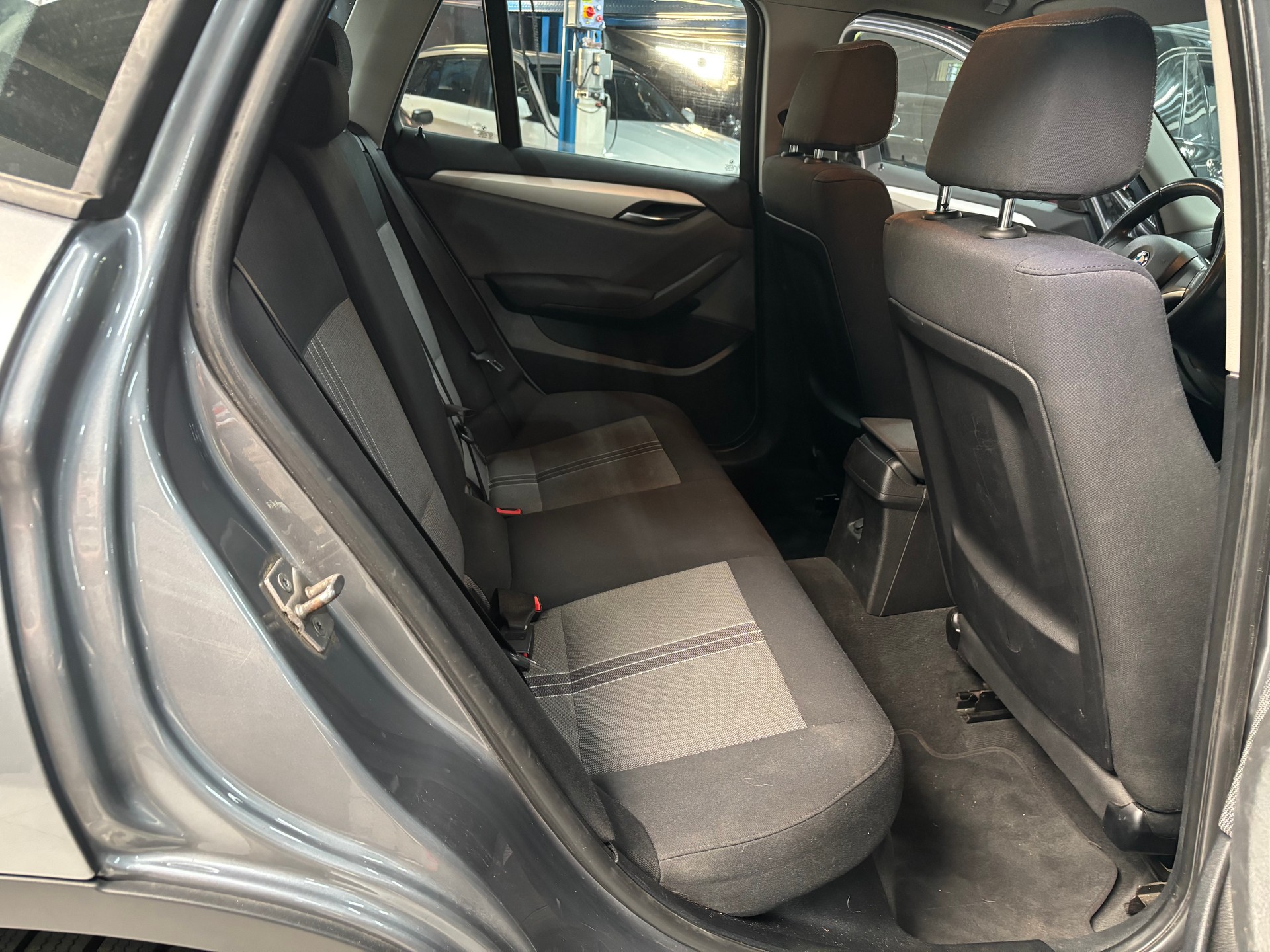 BMW X1 xDrive 18d Steptronic-image-10