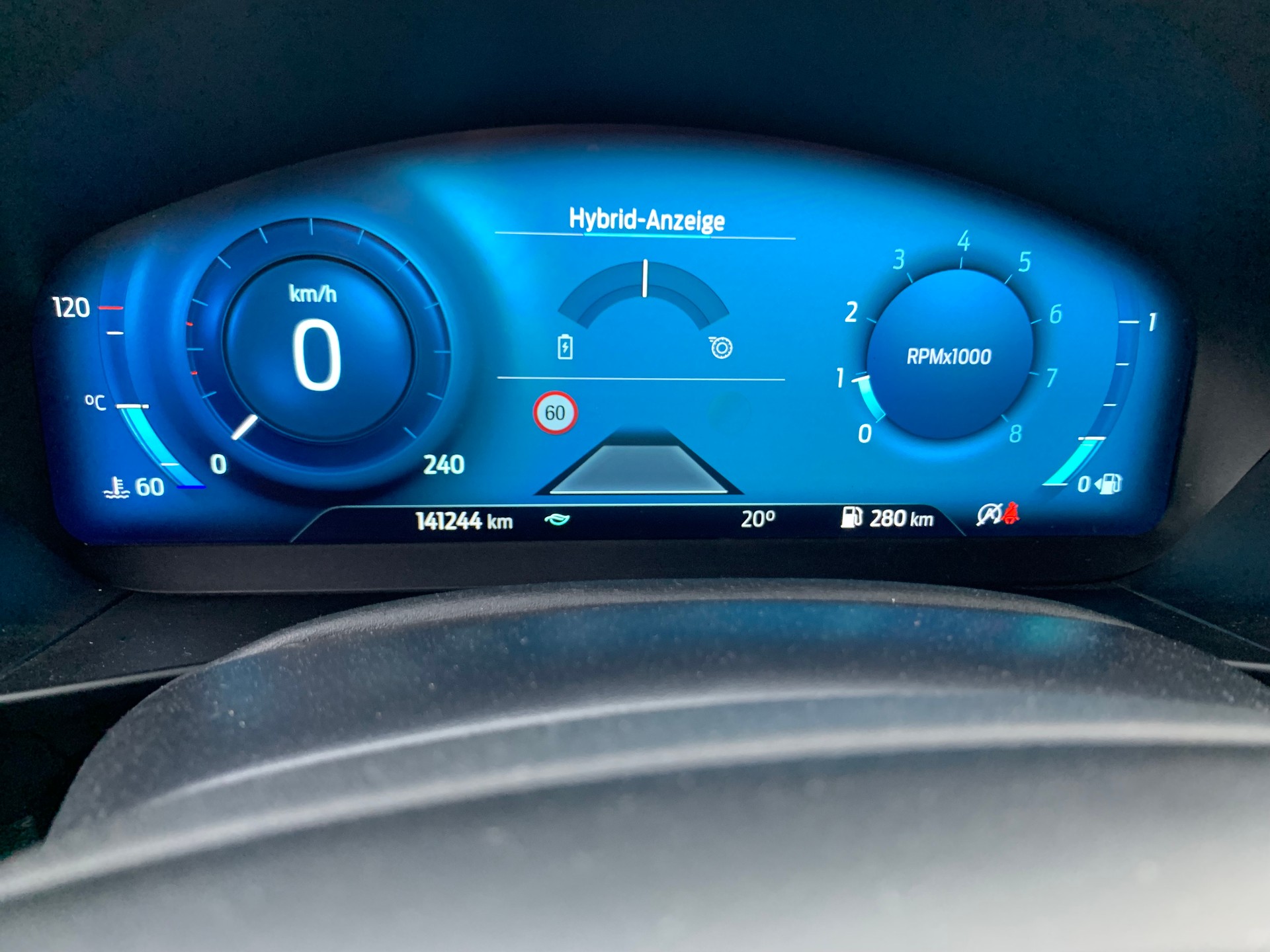 FORD Focus 1.0 mHEV ST Line-image-18