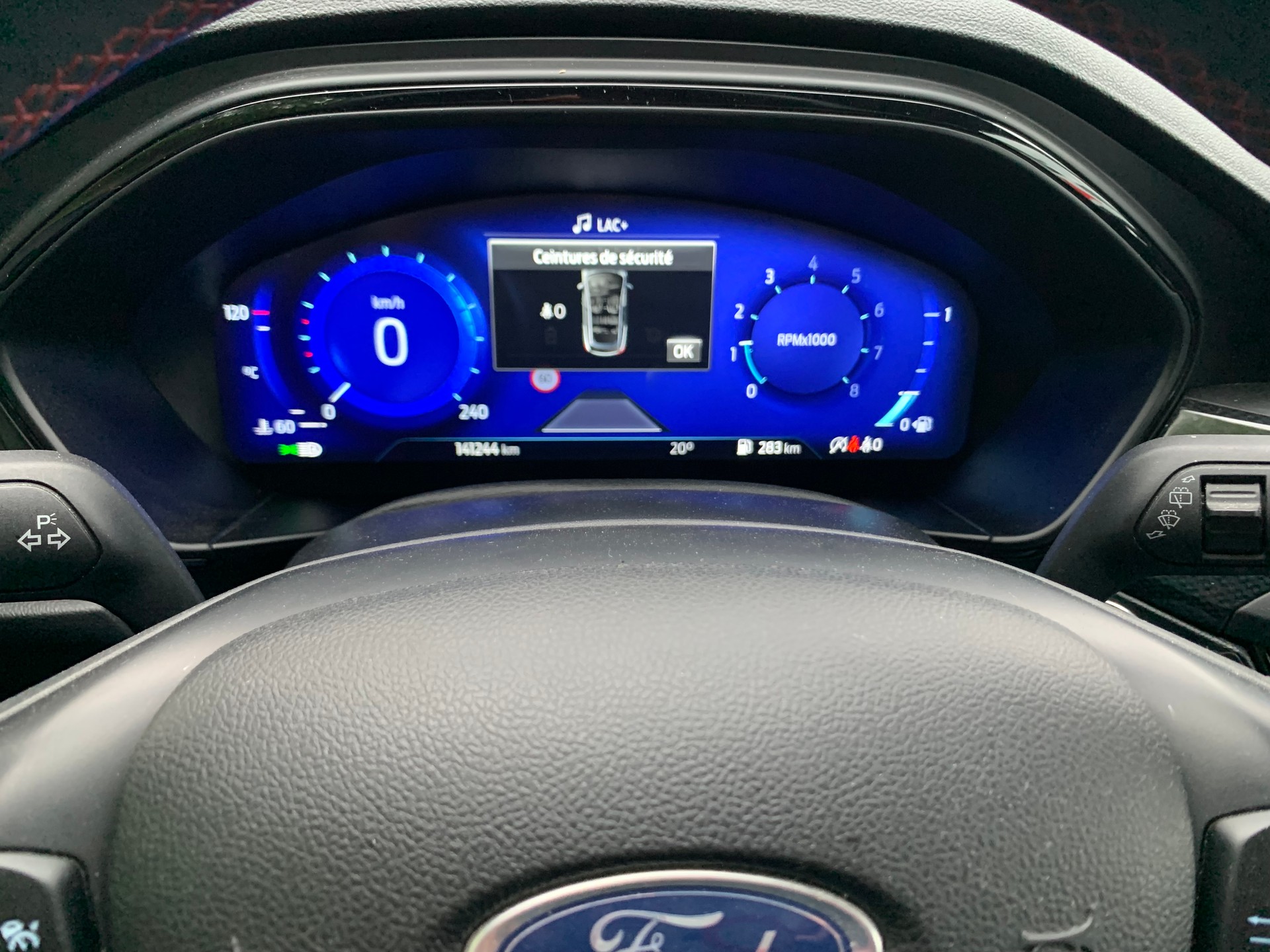 FORD Focus 1.0 mHEV ST Line-image-21