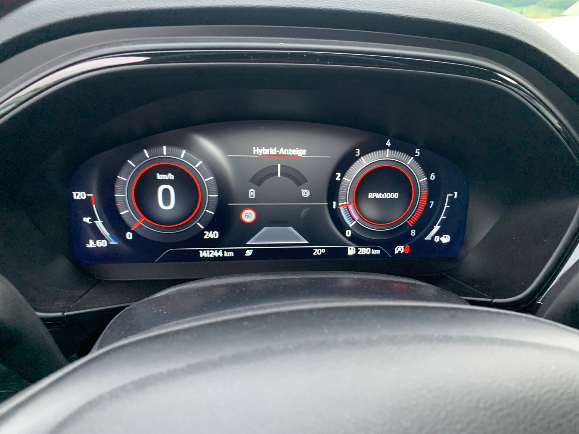 FORD Focus 1.0 mHEV ST Line-image-12