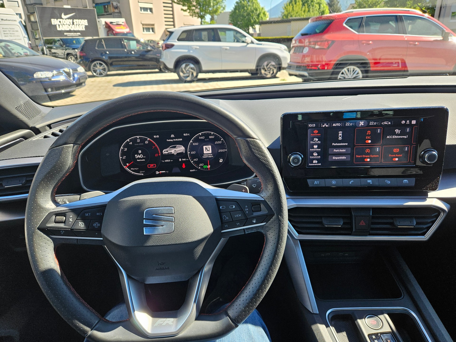 SEAT Leon 1.5 eTSI mHEV DSG FR-image-5