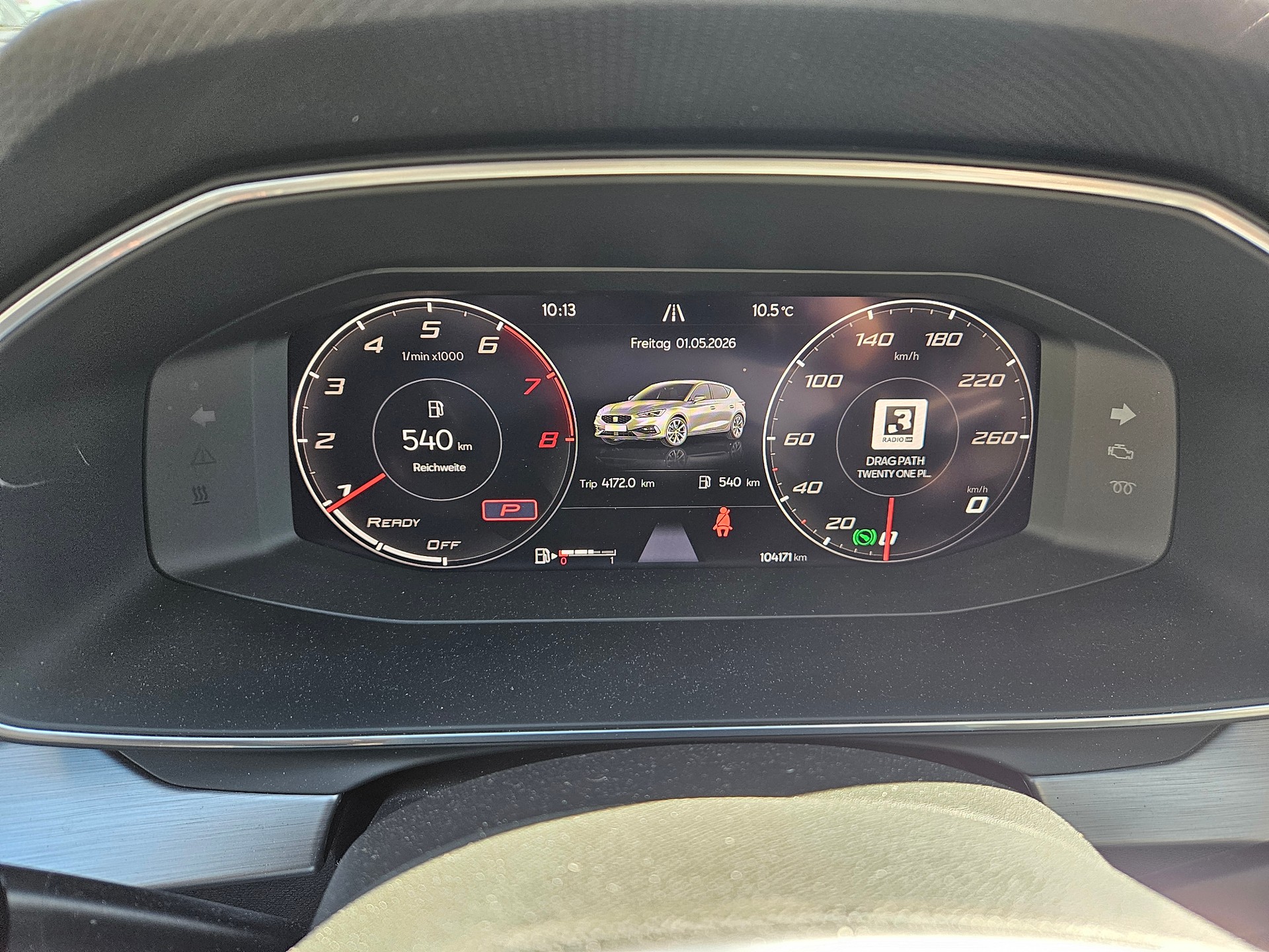 SEAT Leon 1.5 eTSI mHEV DSG FR-image-6