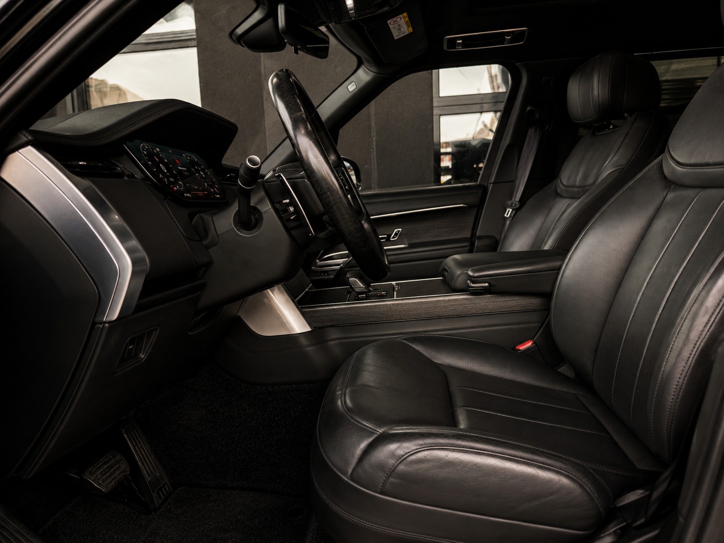 LAND ROVER Range Rover LWB D350 3.0D I6 MHEV Autobiography-image-16