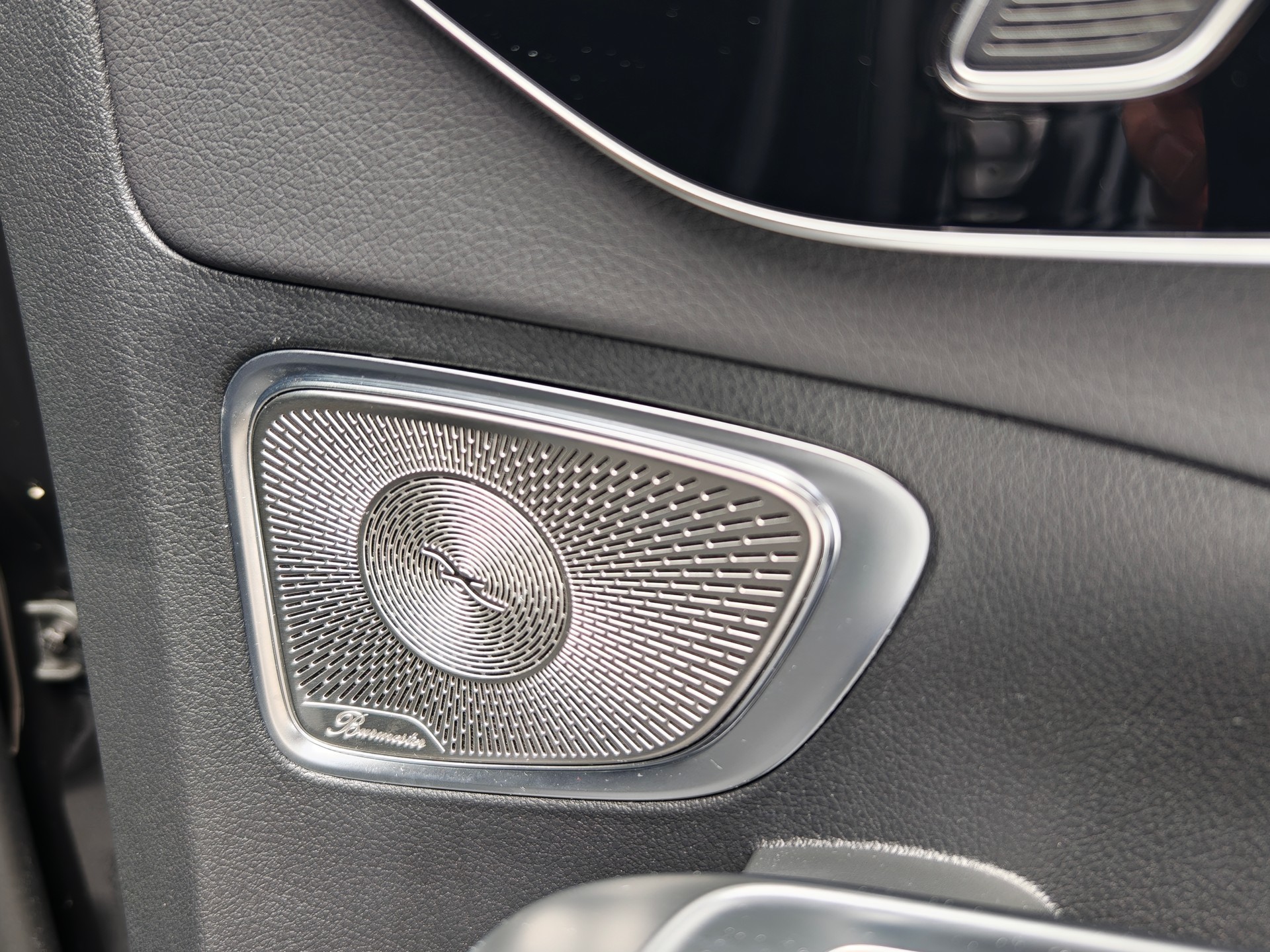 MERCEDES-BENZ C 200 AMG Line 4matic Vollasstattug Massagesitze-image-30