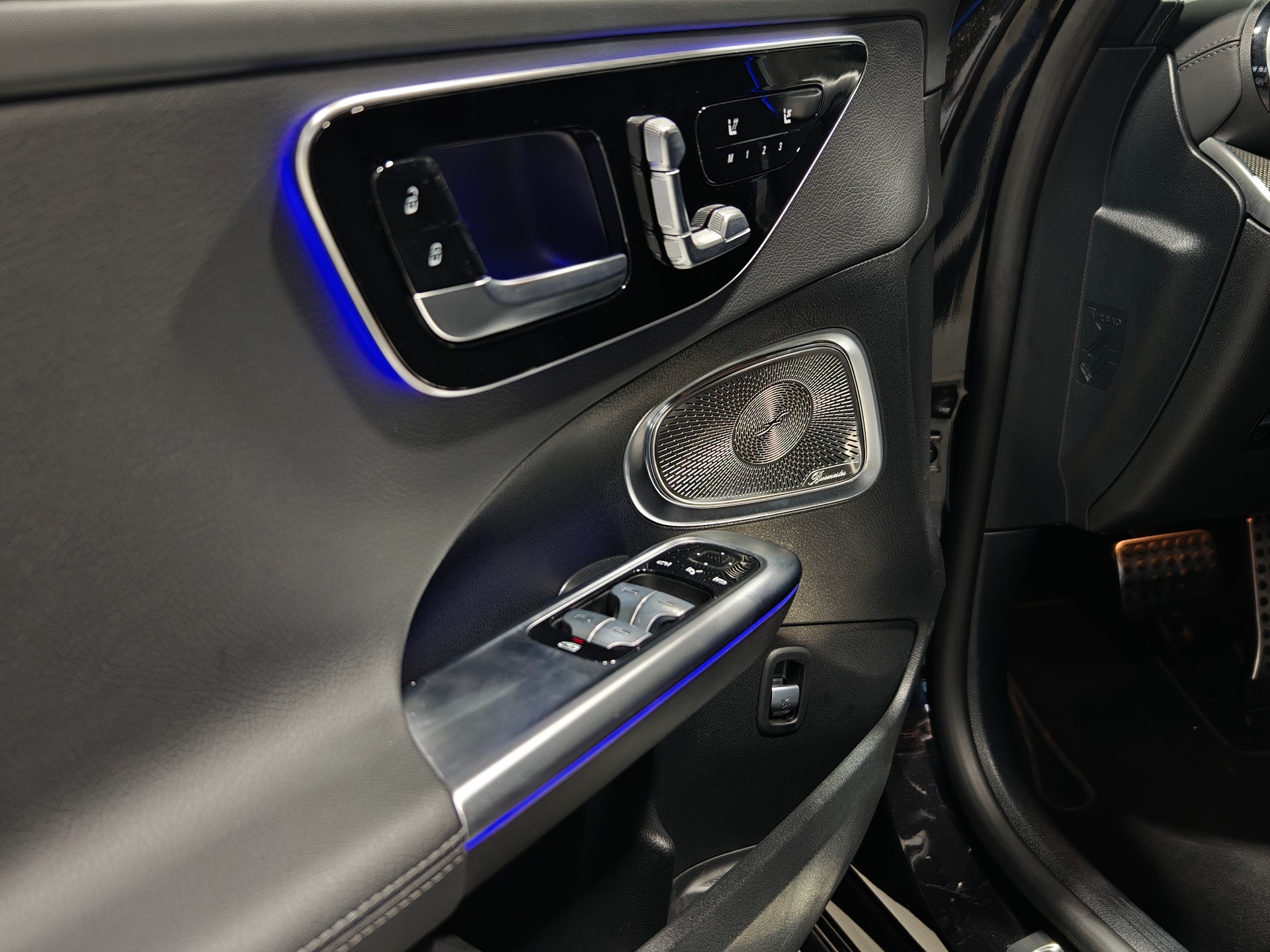 MERCEDES-BENZ C 200 AMG Line 4matic Vollasstattug Massagesitze-image-26