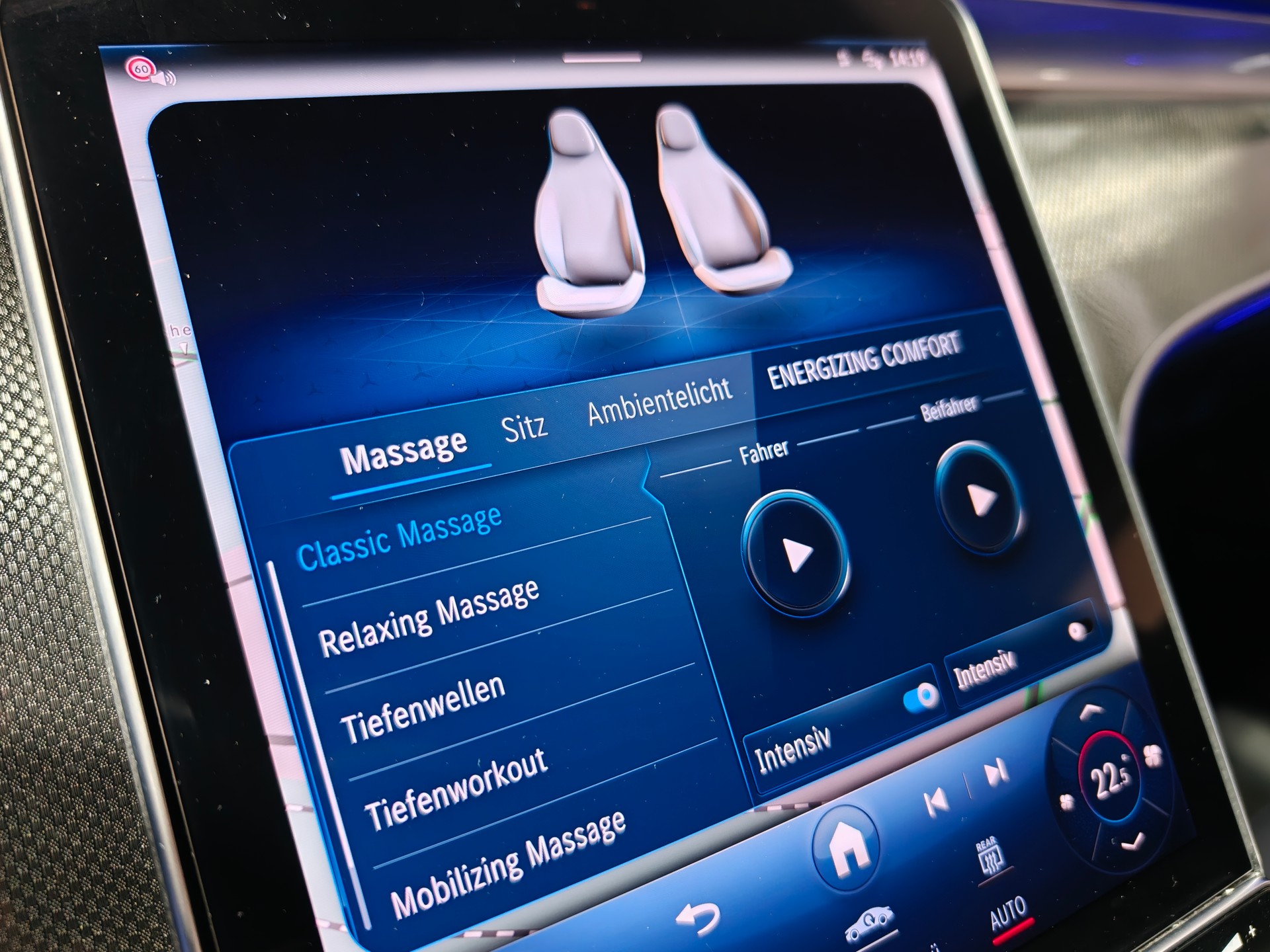 MERCEDES-BENZ C 200 AMG Line 4matic Vollasstattug Massagesitze-image-15