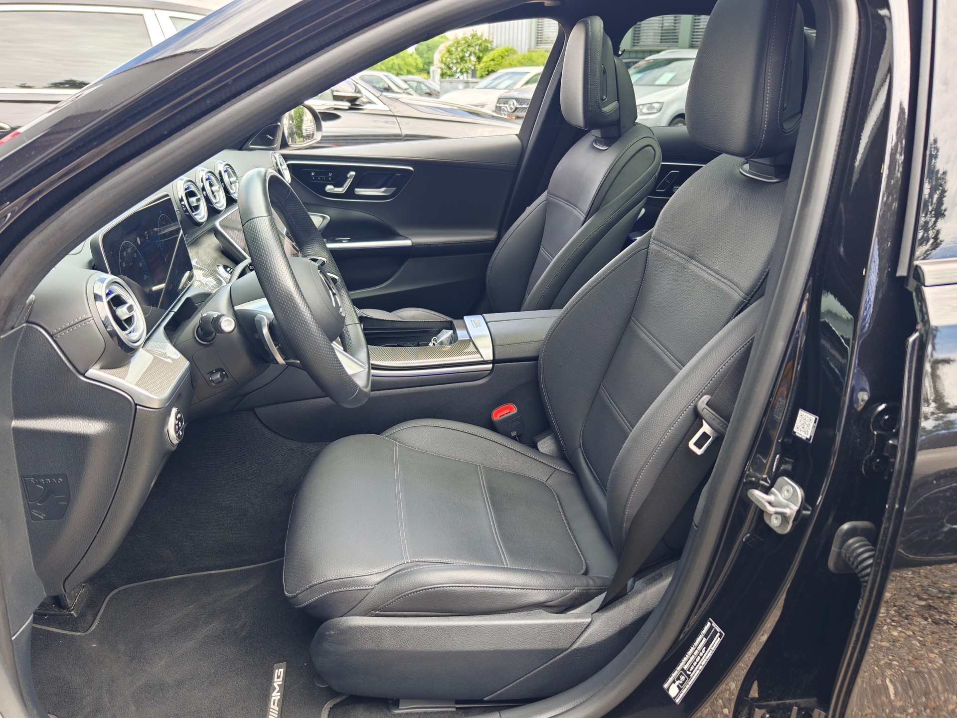 MERCEDES-BENZ C 200 AMG Line 4matic Vollasstattug Massagesitze-image-6