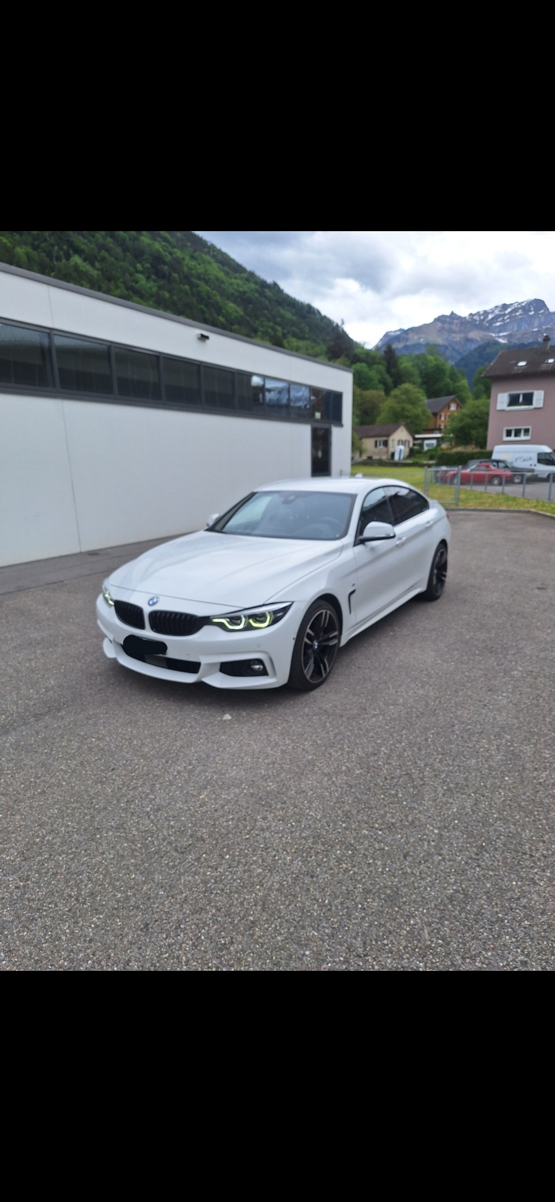 BMW 440i xDrive, M Sport, Gran Coupé mit Sonderausstattung, Alpinweiss |||-image-2