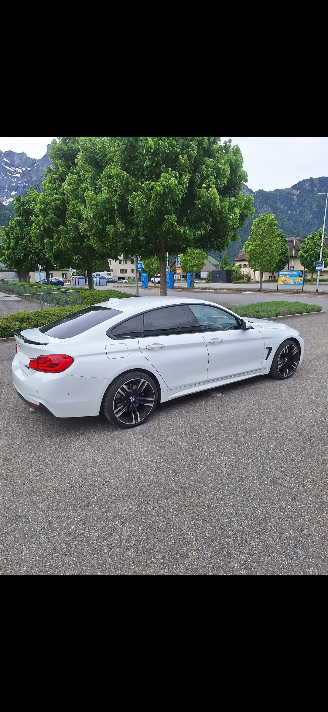 BMW 440i xDrive, M Sport, Gran Coupé mit Sonderausstattung, Alpinweiss |||-image-4