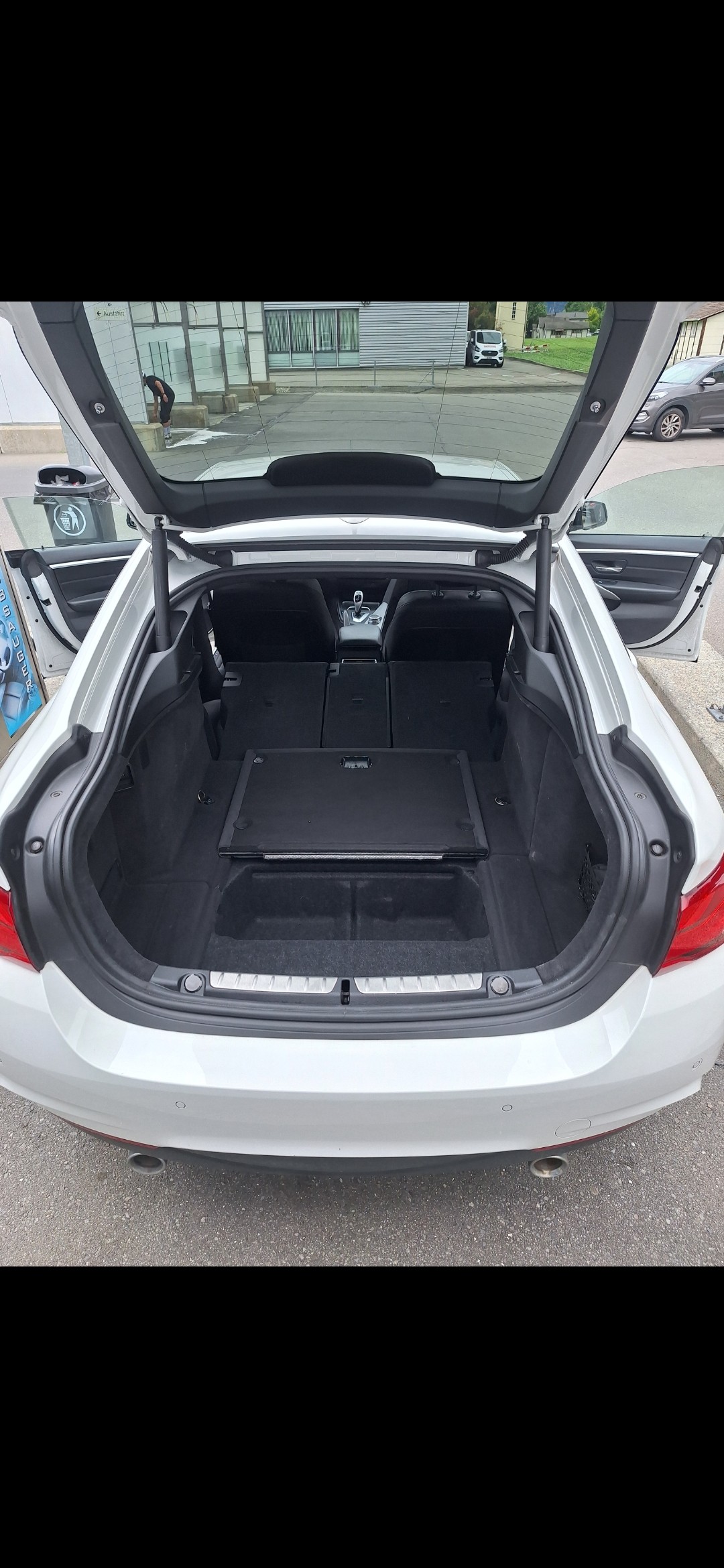 BMW 440i xDrive, M Sport, Gran Coupé mit Sonderausstattung, Alpinweiss |||-image-16
