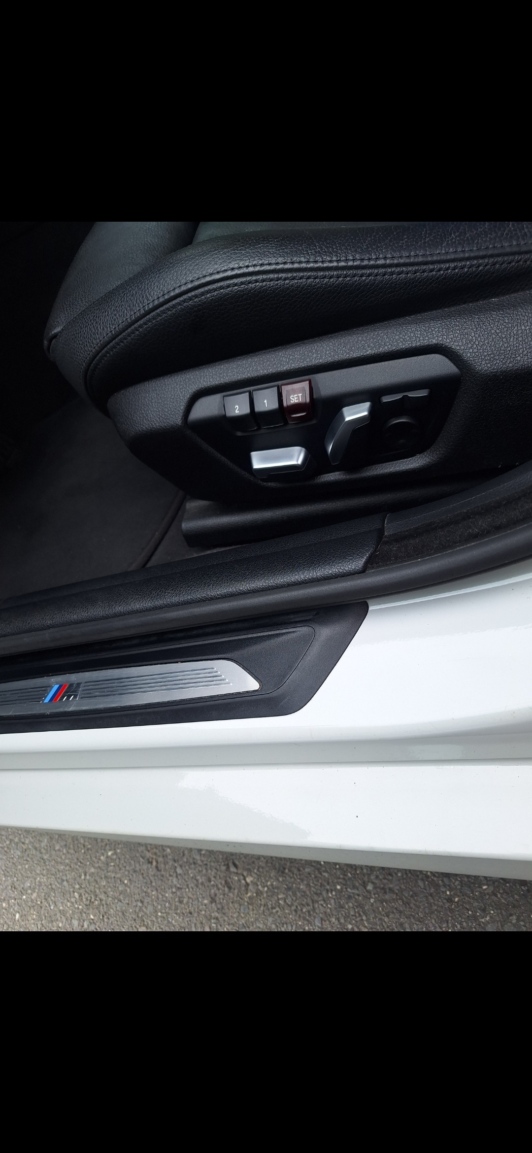 BMW 440i xDrive, M Sport, Gran Coupé mit Sonderausstattung, Alpinweiss |||-image-13