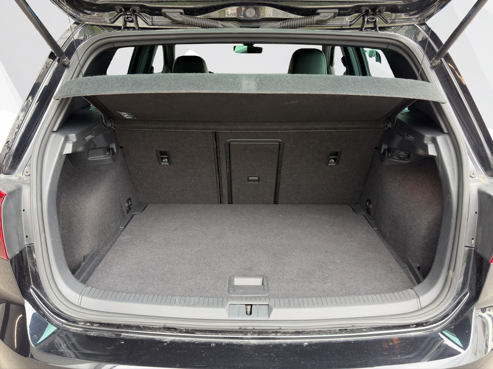 VW Golf VII 2.0 TSI R360S DSG 4motion-image-18