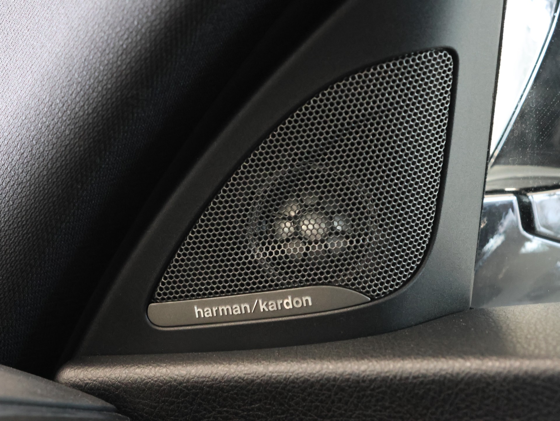 BMW M2 CS *Carbon*Alcantara*-image-36