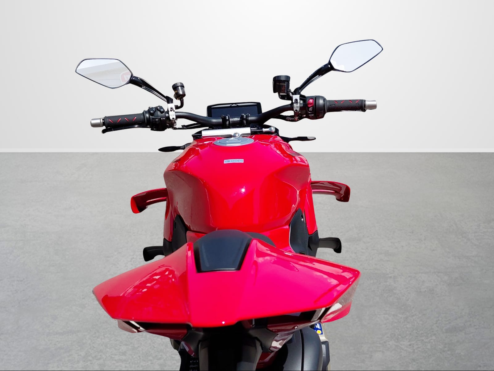 DUCATI STREETFIGHTER V4-image-7