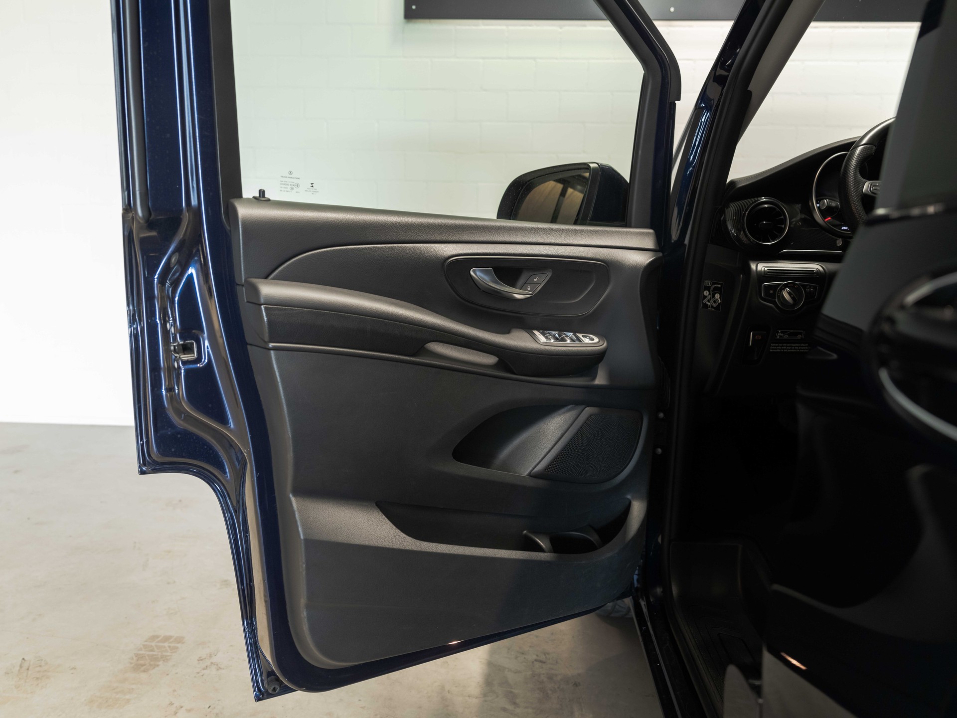 MERCEDES-BENZ Marco Polo Horizon 220 d Automat-image-16
