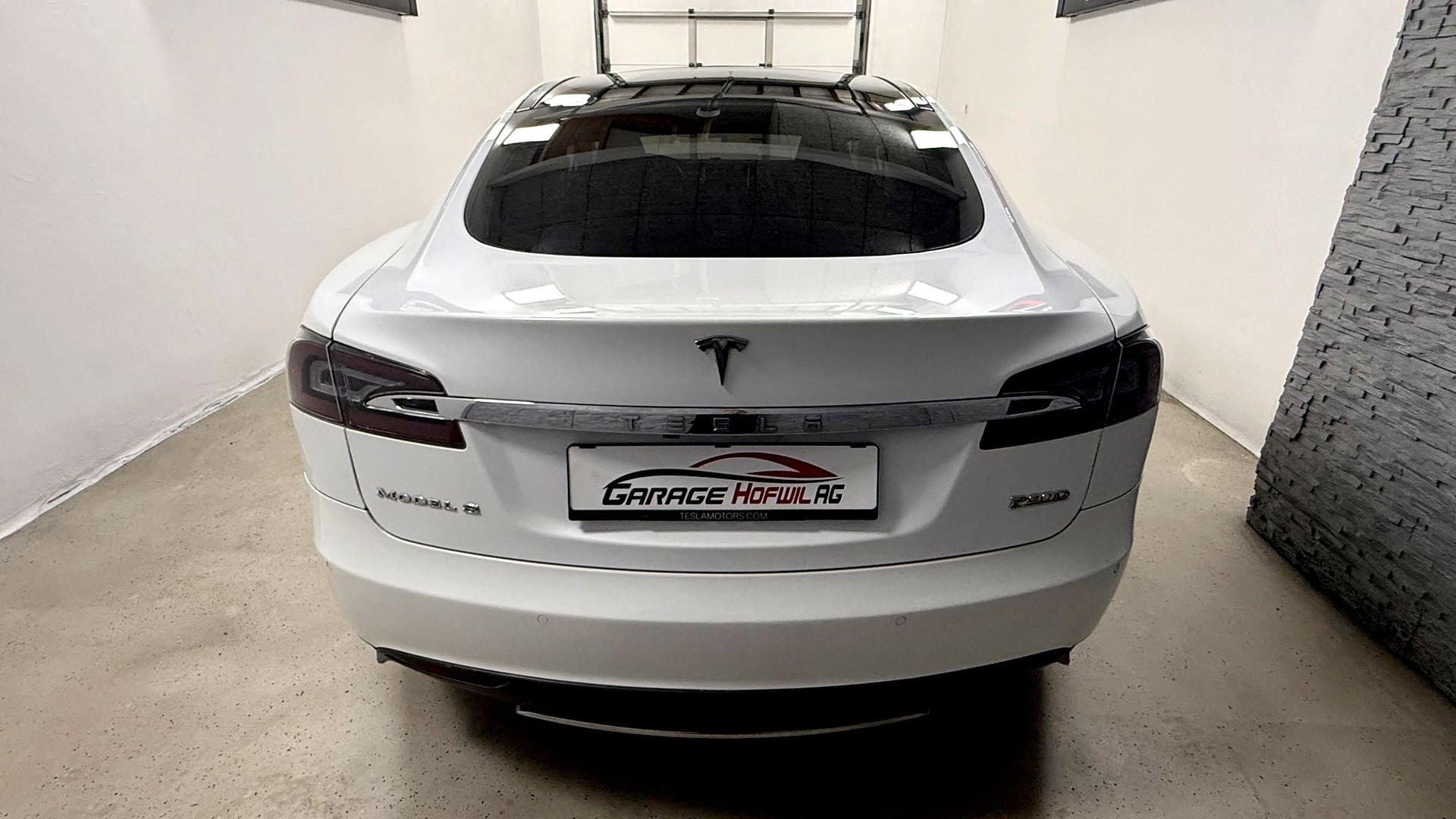 TESLA Model S 90 D Performance FREE SUPERCHARGER-image-6