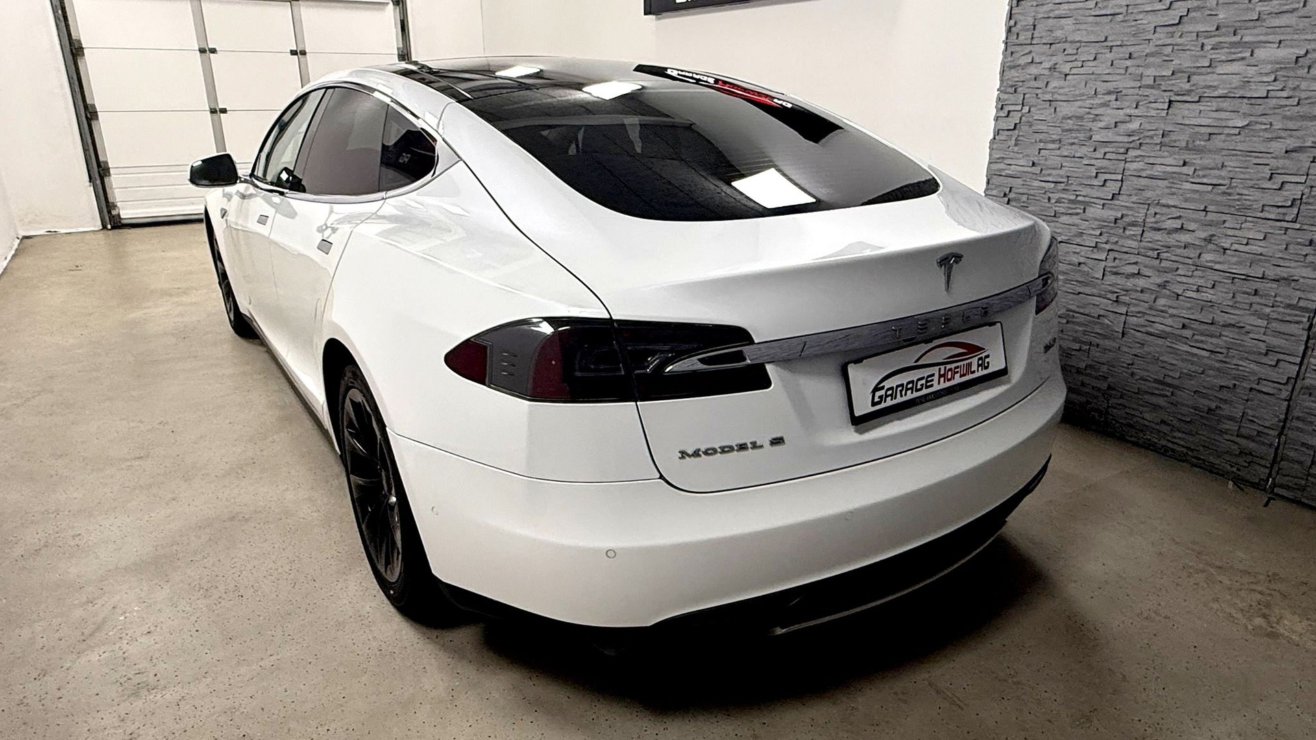 TESLA Model S 90 D Performance FREE SUPERCHARGER-image-5