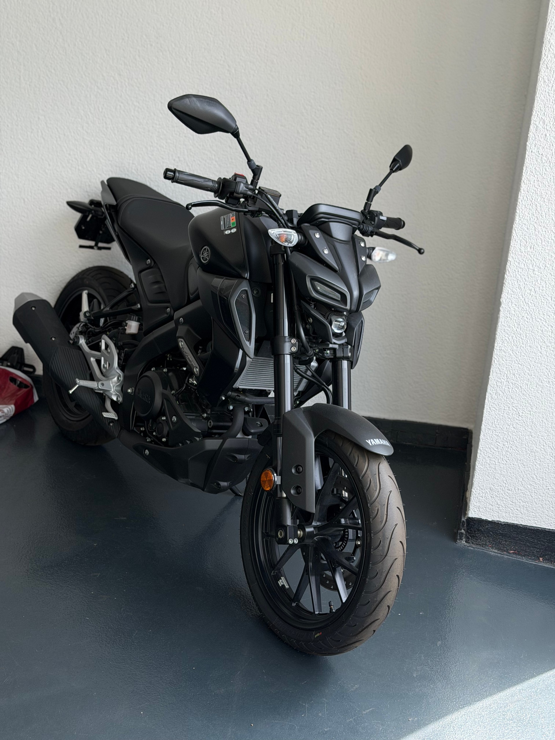 YAMAHA MT-125 ABS