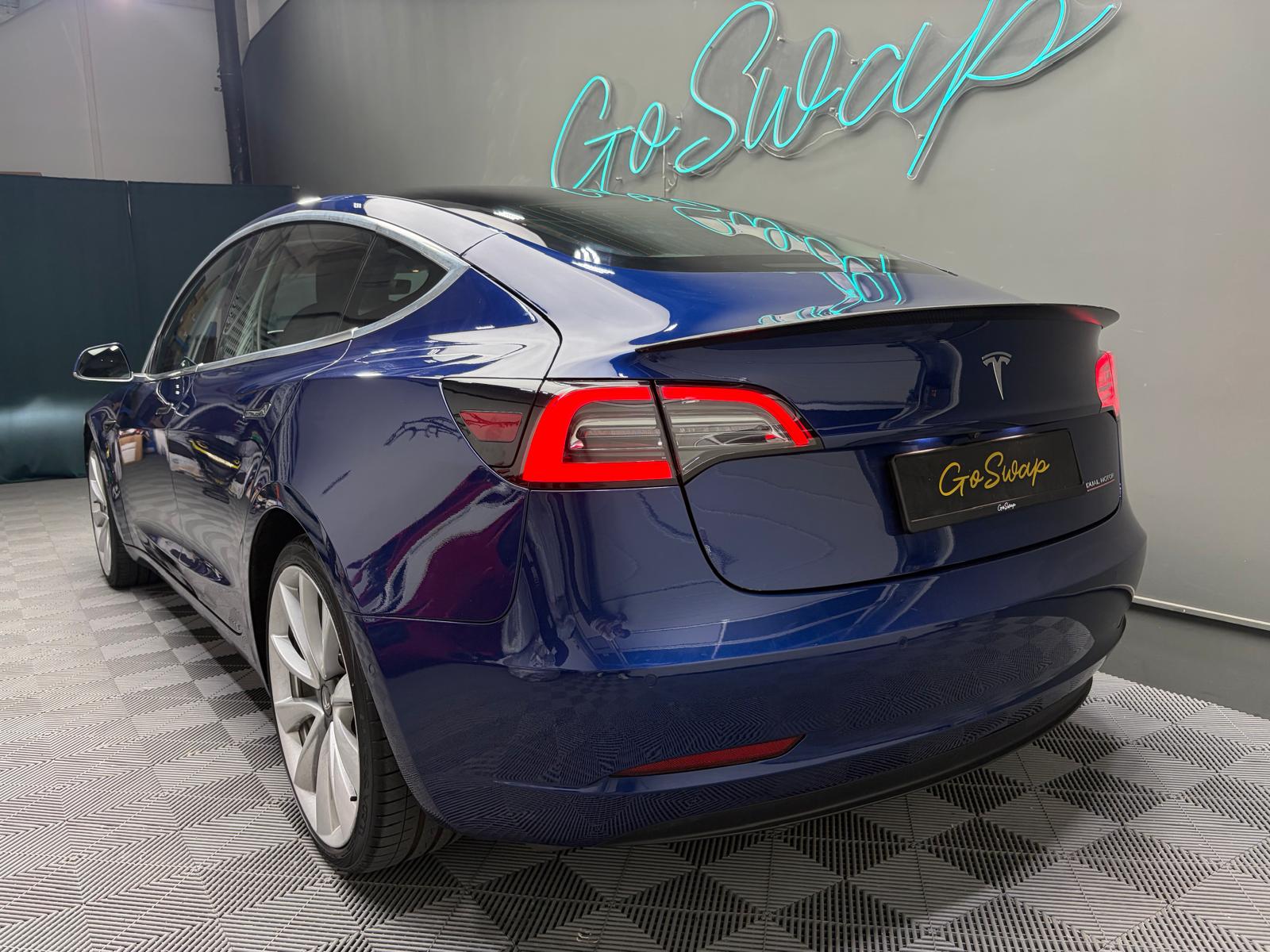 TESLA Model 3 Performance Dual Motor AWD - Autopilot-image-8