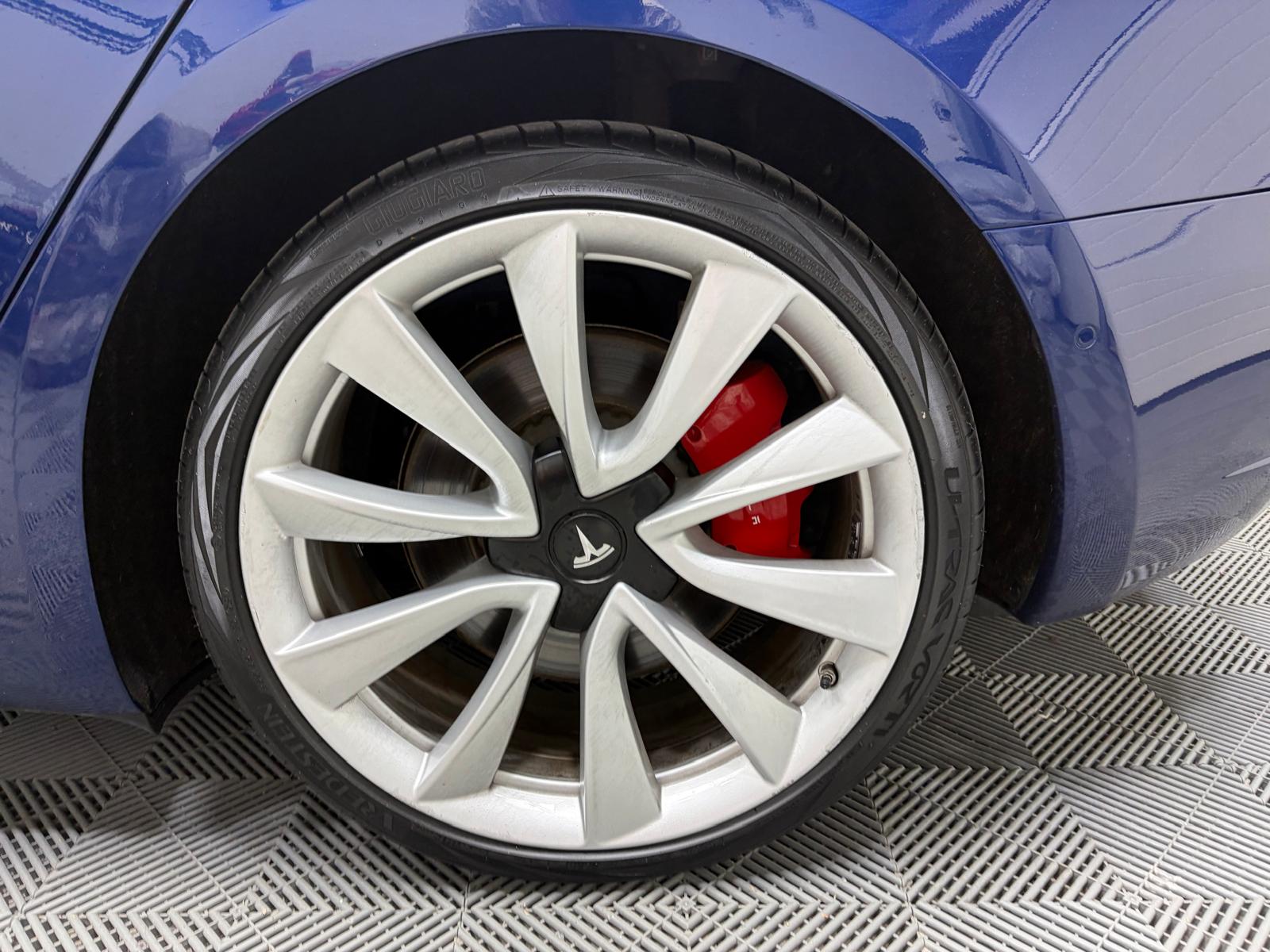 TESLA Model 3 Performance Dual Motor AWD - Autopilot-image-30