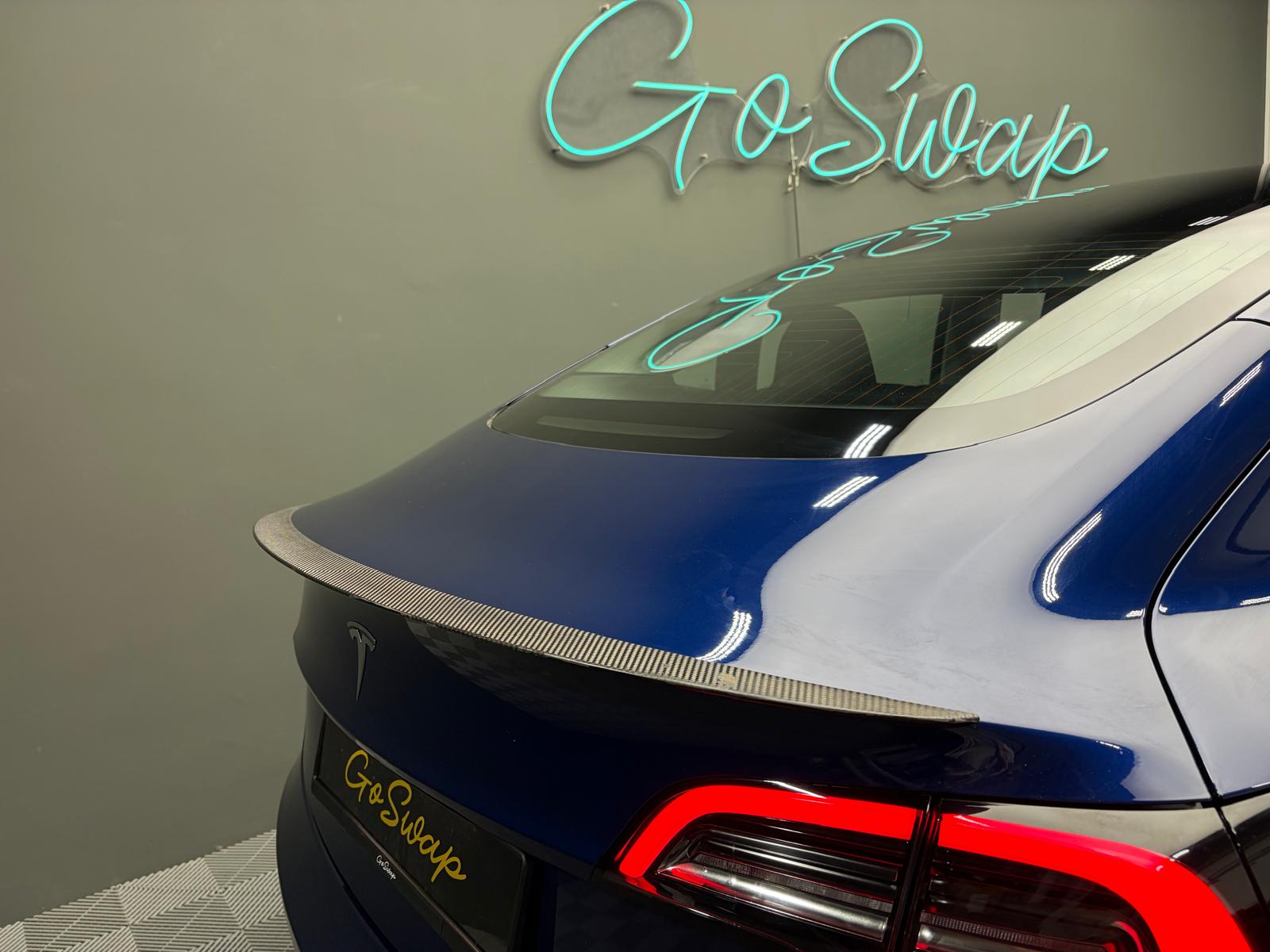 TESLA Model 3 Performance Dual Motor AWD - Autopilot-showroom-element-3