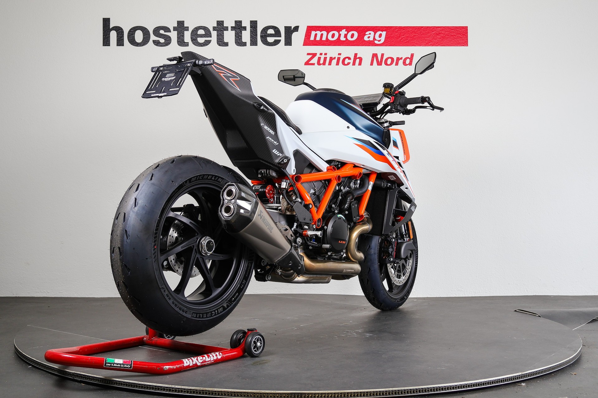 KTM 1390 Super Duke RR-showroom-element-2