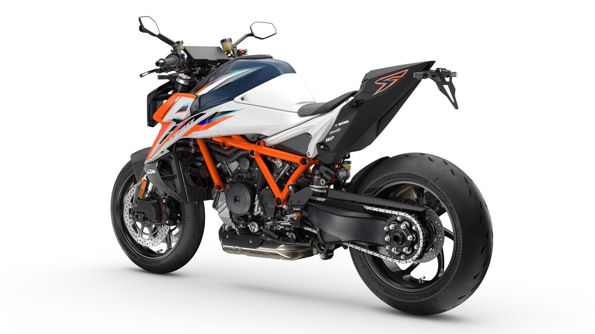 KTM 1390 Super Duke RR-image-3