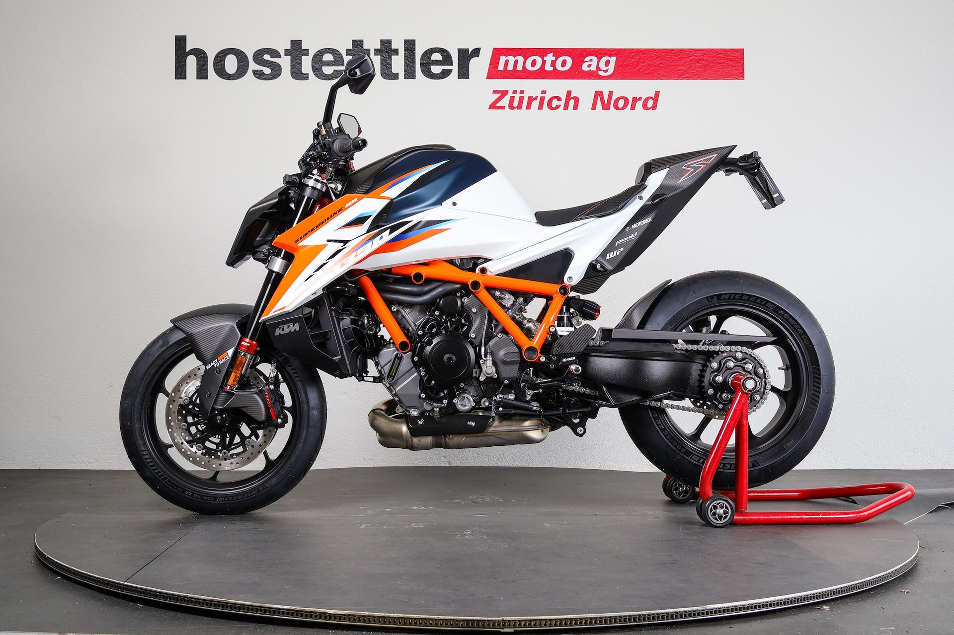 KTM 1390 Super Duke RR-image-4