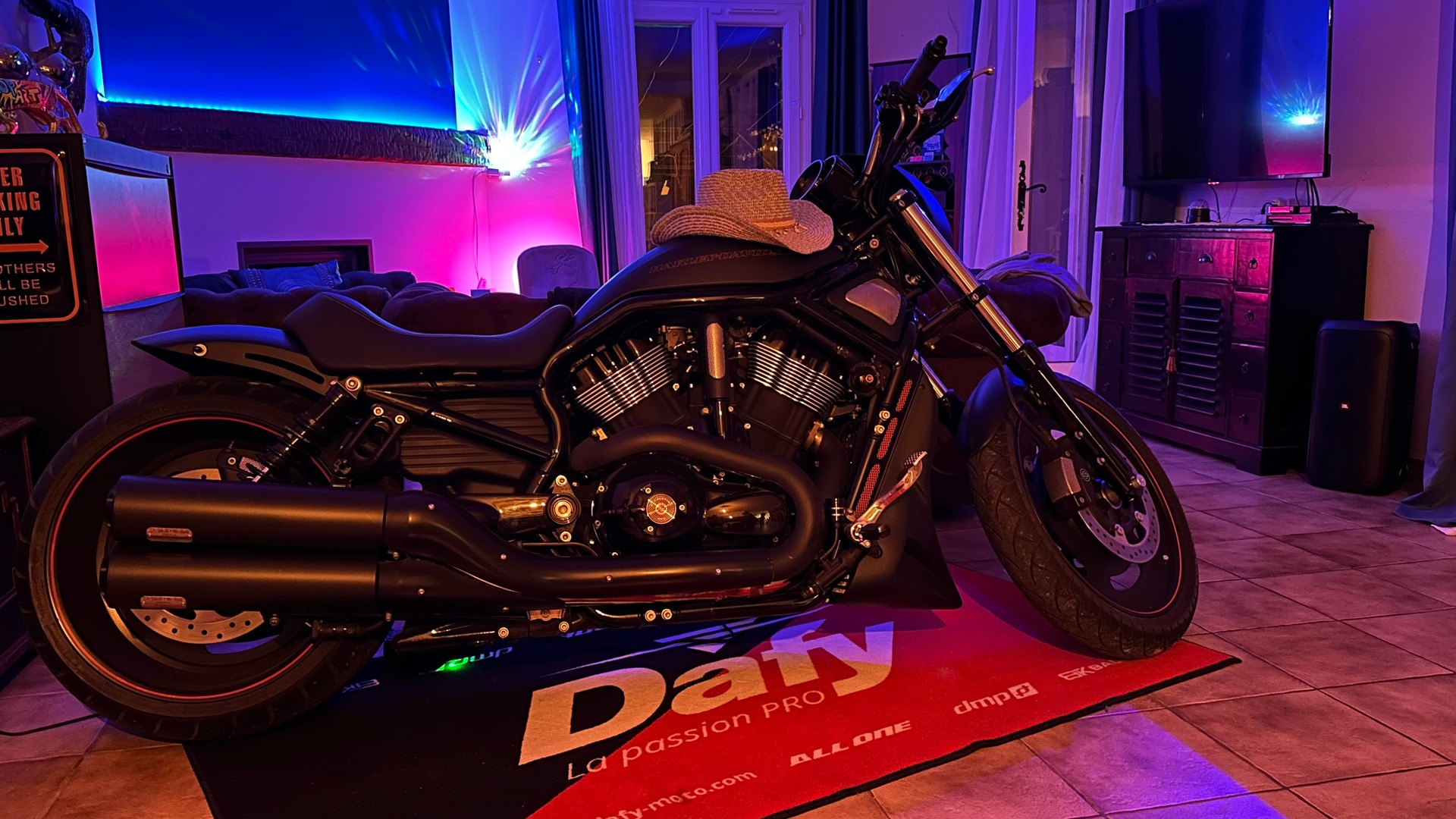 HARLEY-DAVIDSON VRSCDX Night Rod Special-image-1