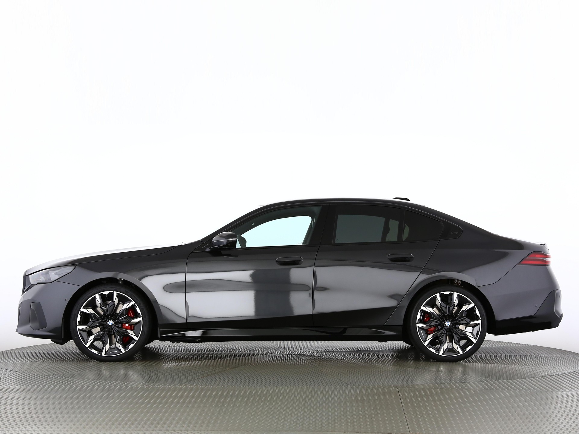 BMW 540d xDrive-showroom-element-2