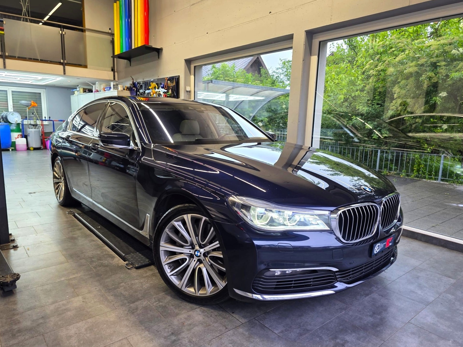 BMW 750d xDrive Steptronic
