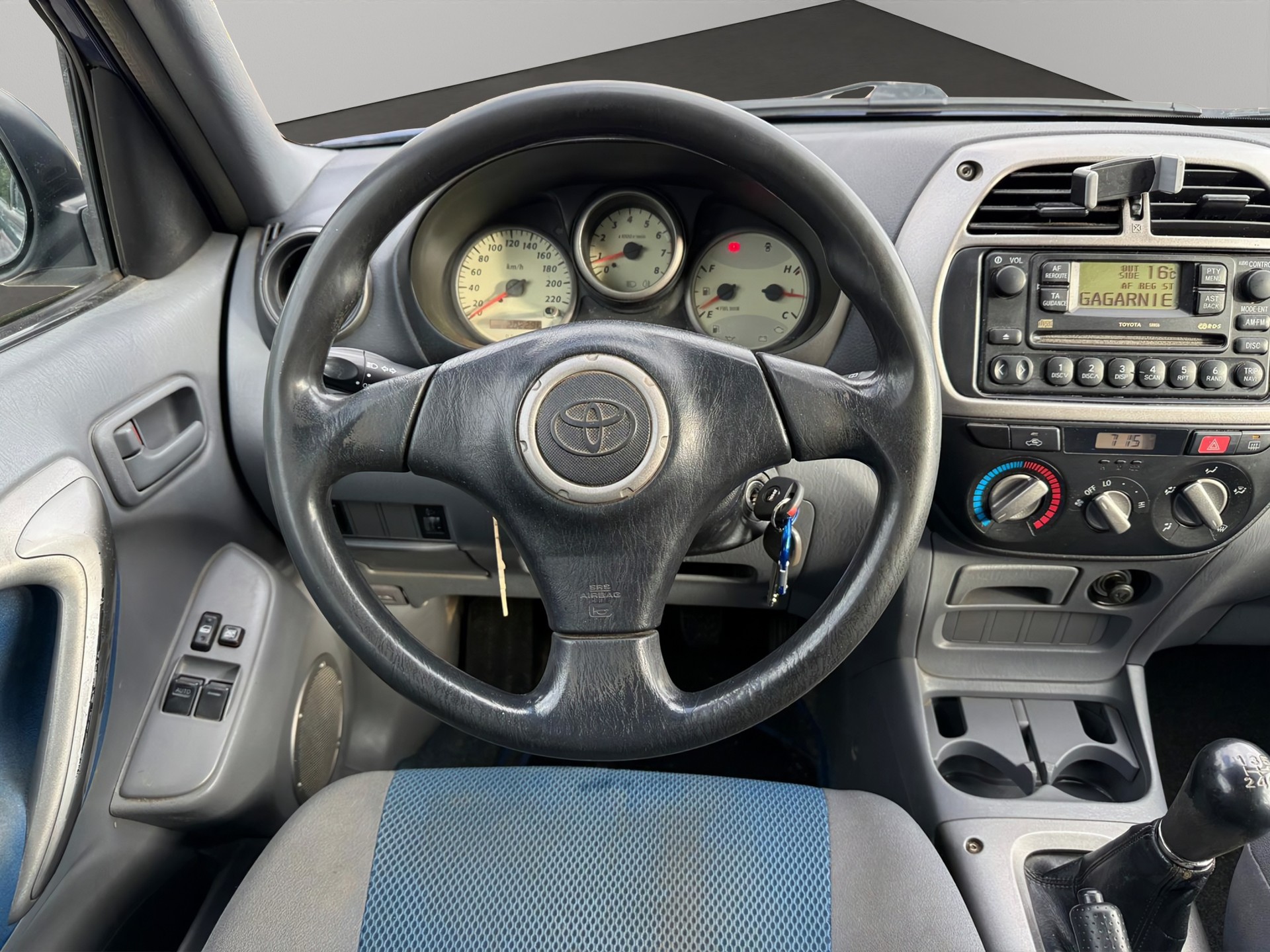 TOYOTA RAV-4 2.0 16V Linea Terra-image-9