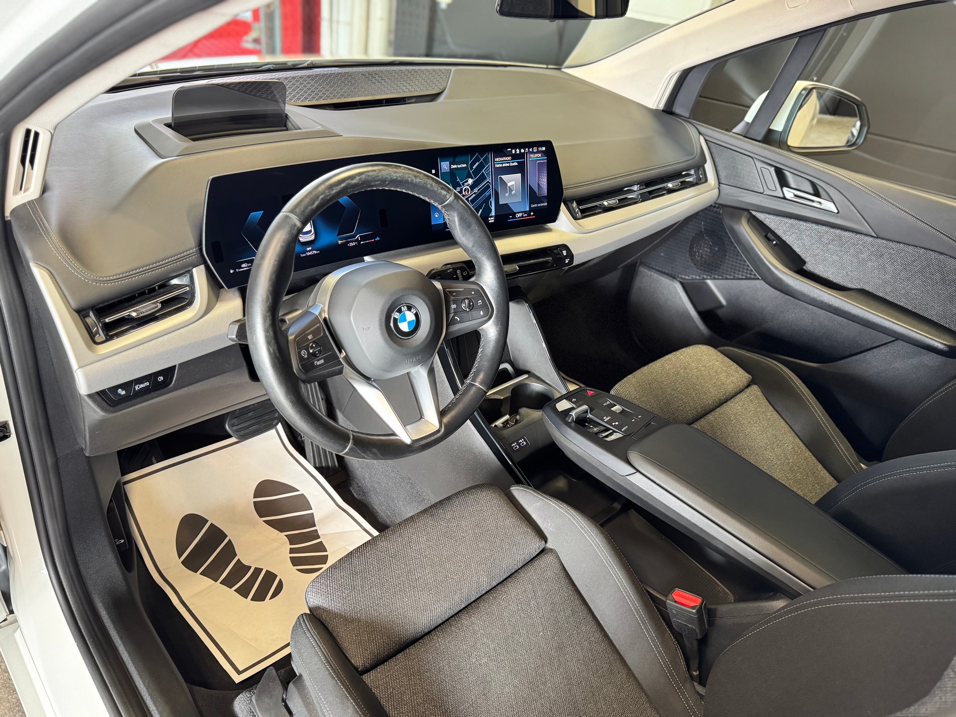 BMW 223d Active Tourer xDrive DKG-image-12
