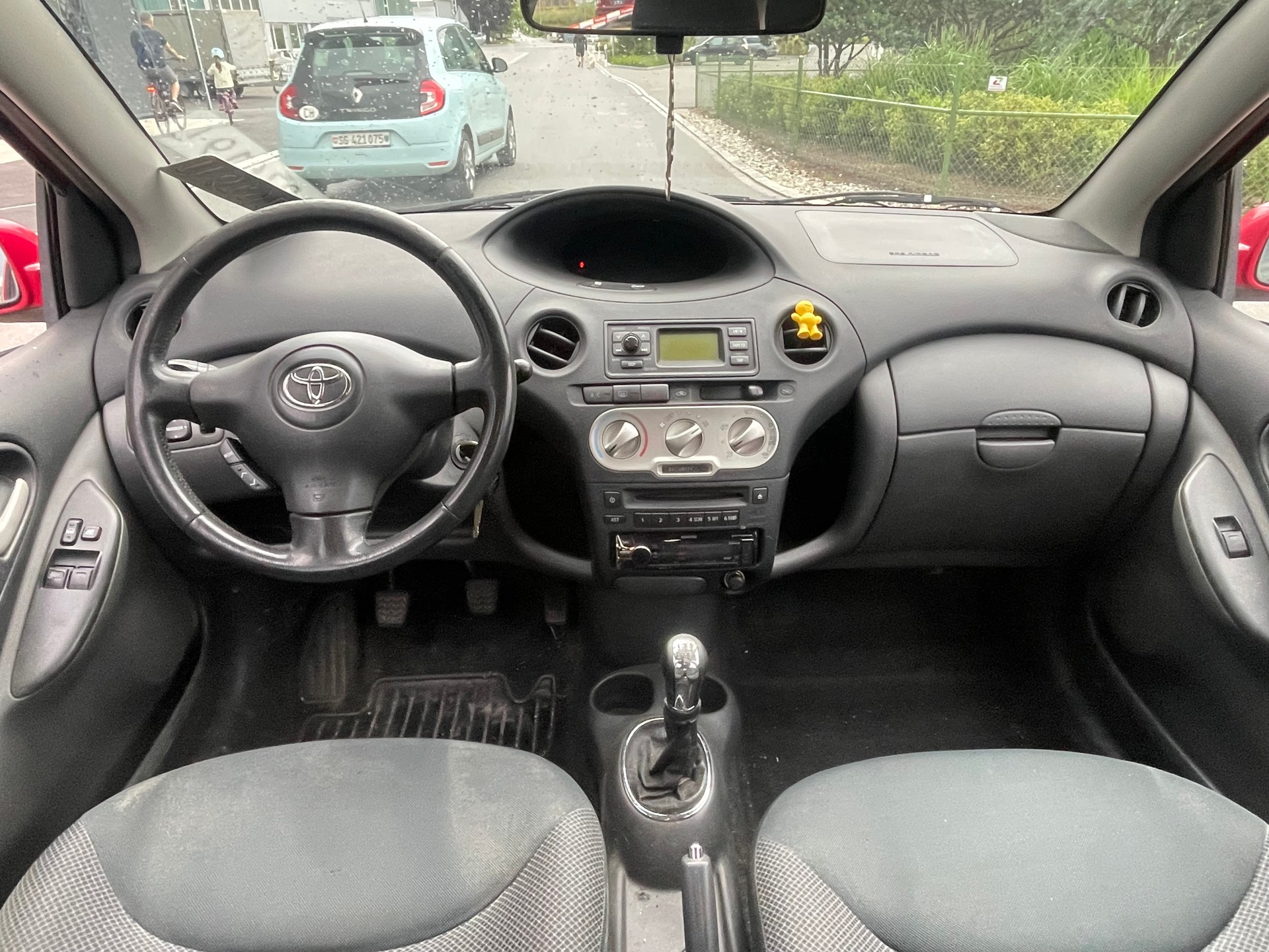 TOYOTA Yaris 1.4 D-4D Linea Luna-image-8