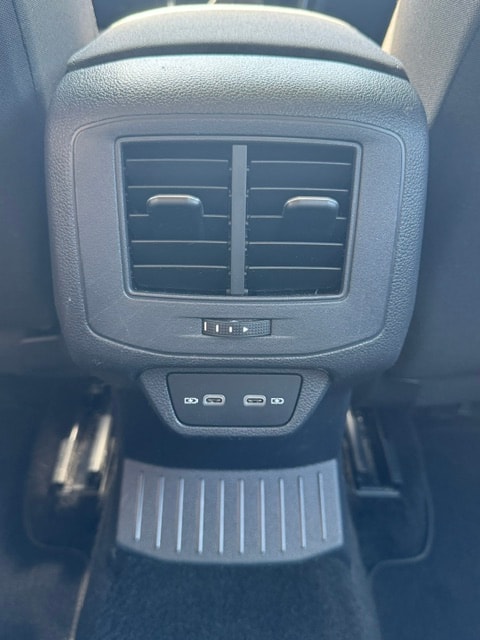 VW T-Roc 1.0 TSI Value-image-18