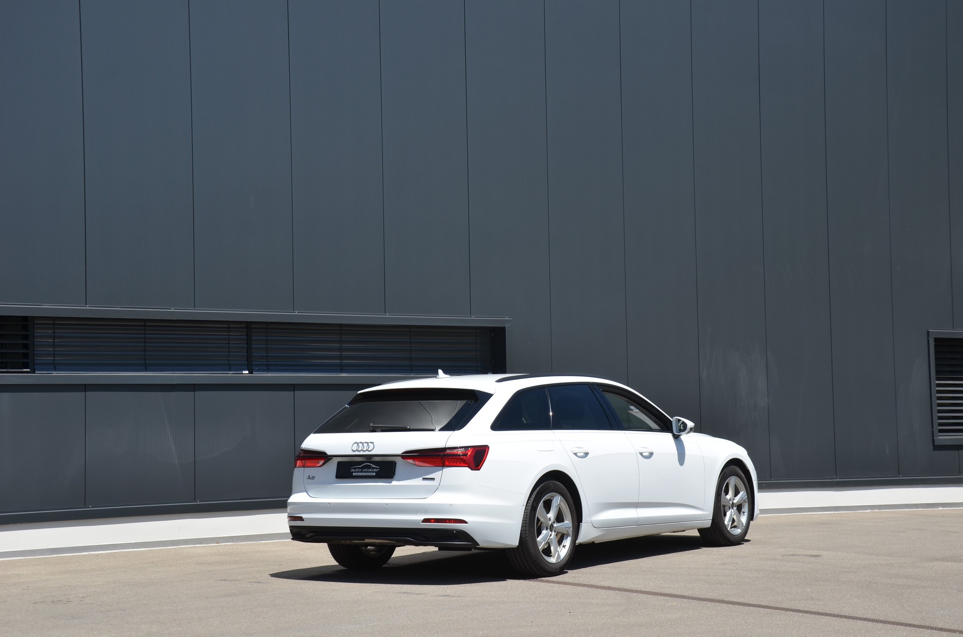 AUDI A6 Avant 40 TDI advanced quattro S-tronic-showroom-element-2