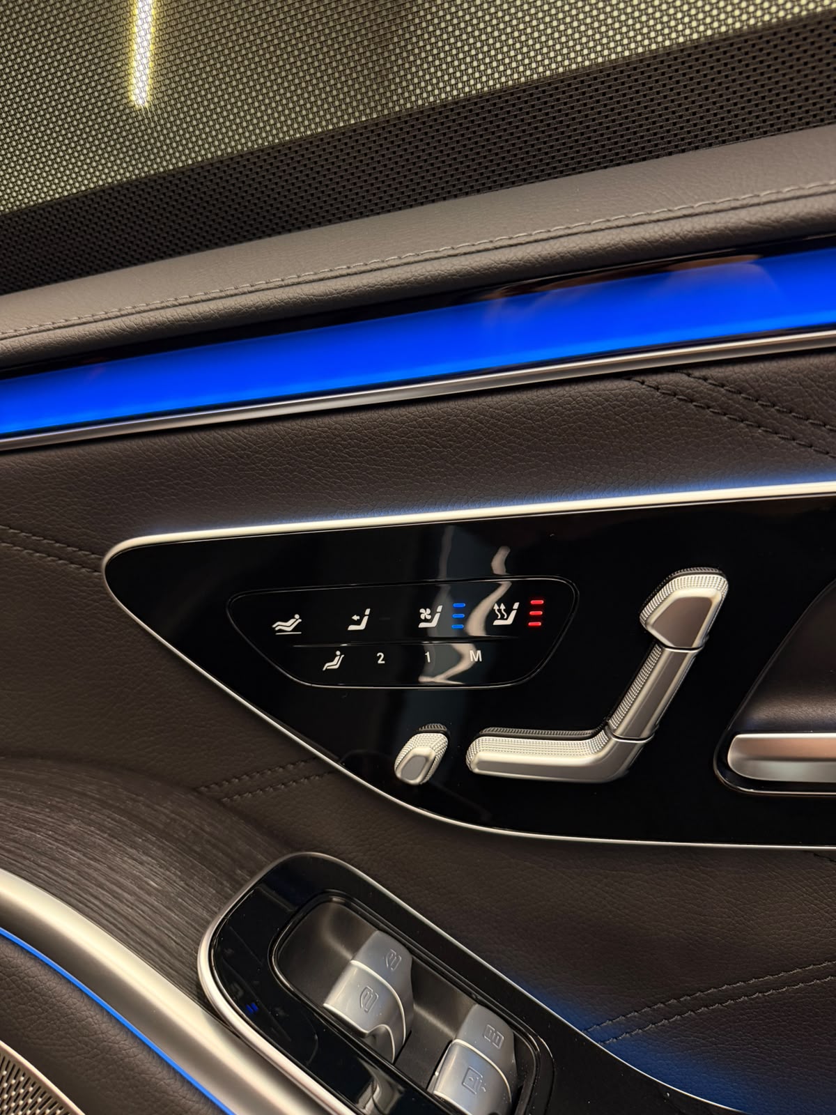 MERCEDES-BENZ S 63 AMG Limited Blue&Black E Performance 4Matic 802PS Lang Version Einzelstück Vollausstattung Gratisservice und Garantie-image-17
