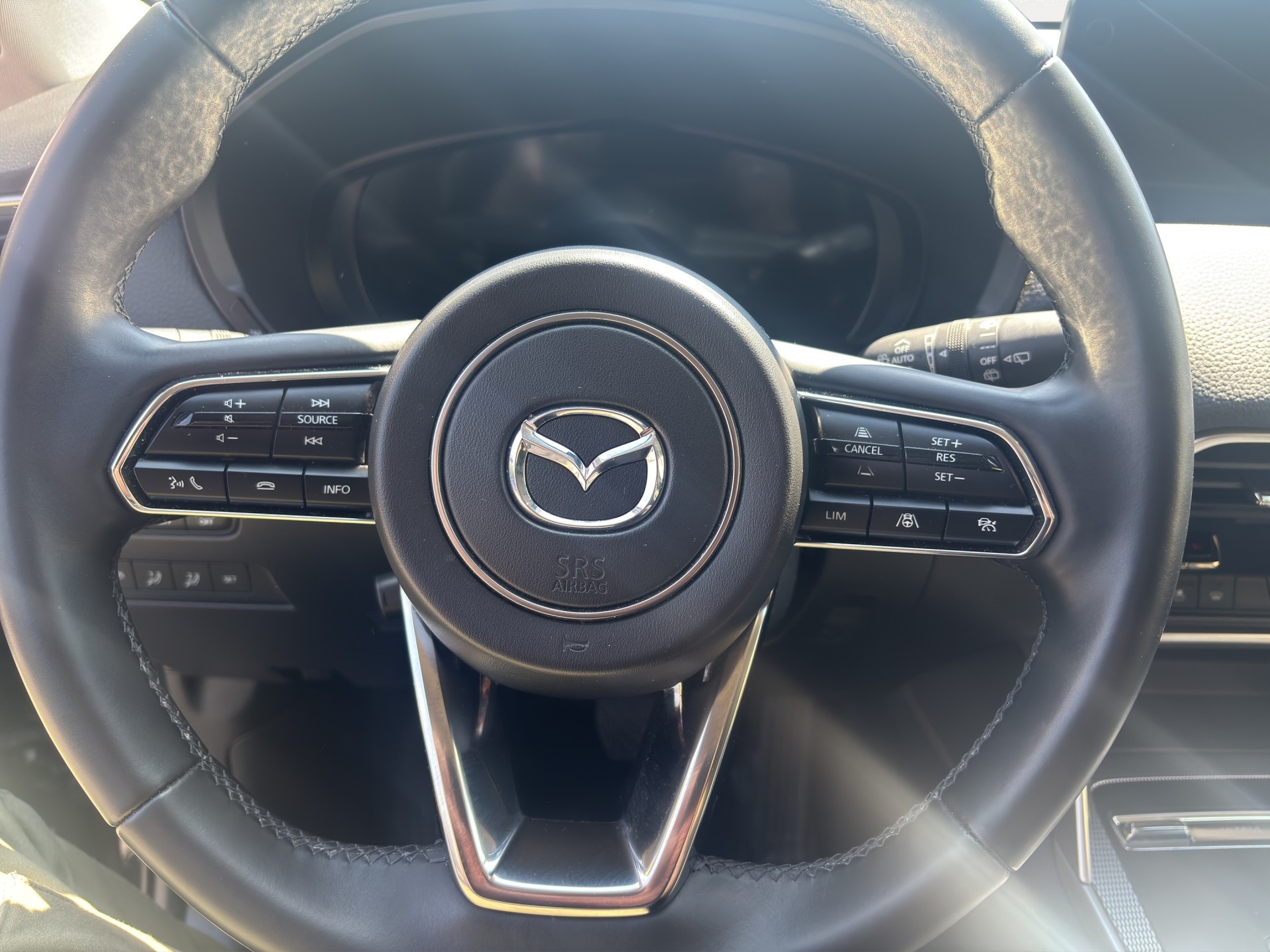 MAZDA CX-60 3.3L e-Skyactiv D 254 MHEV AWD Exclusive-Line-image-9