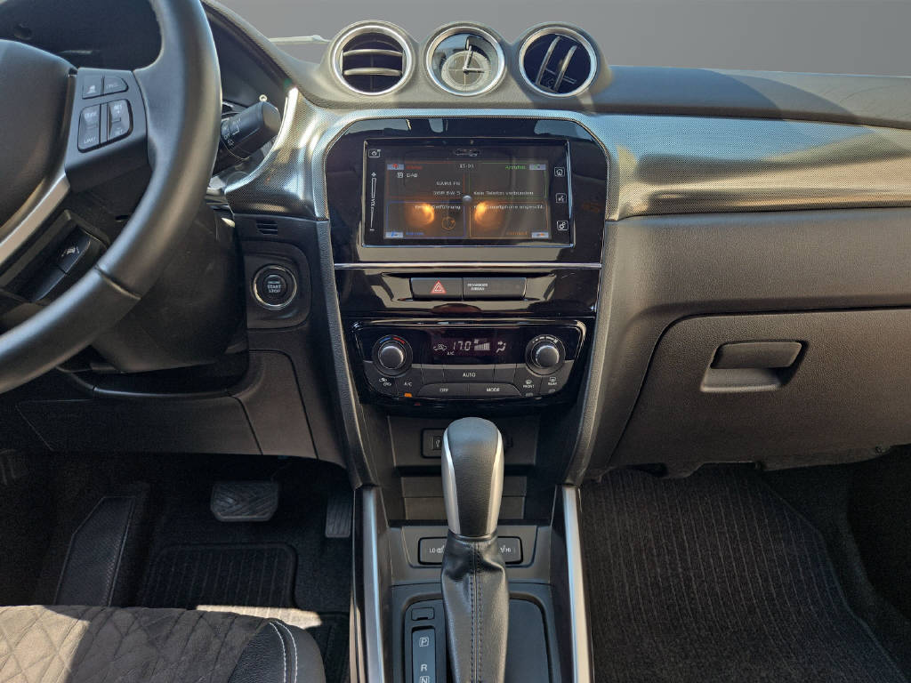 SUZUKI Vitara 1.4 T Piz Sulai Top Hybrid 4x4-image-7