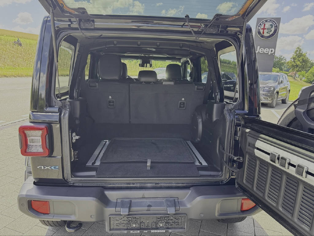 JEEP Wrangler 2.0 Turbo Sahara Unlimited 4xe-image-9