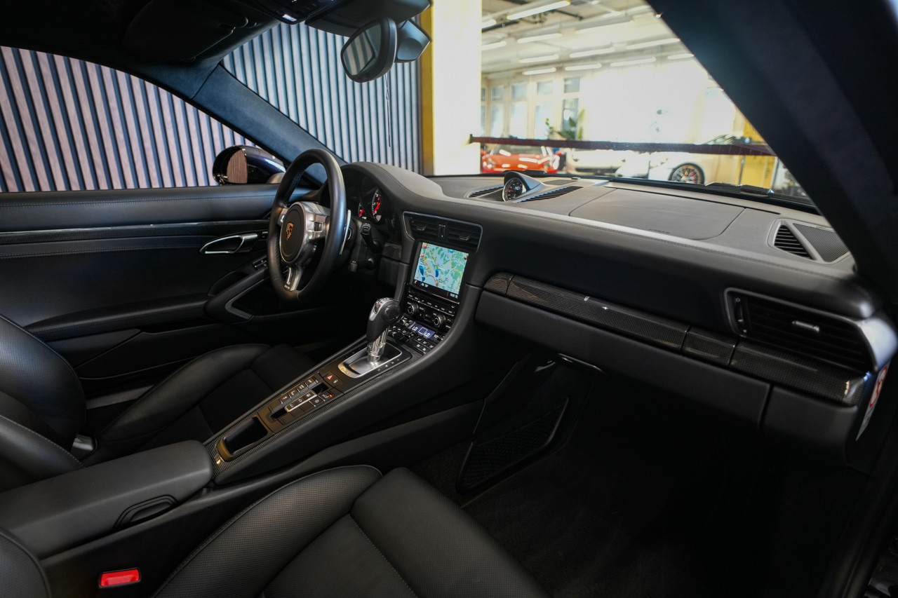 PORSCHE 911 Turbo S PDK-image-13